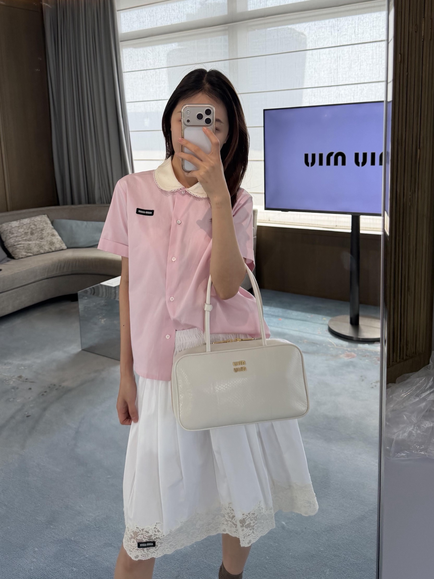 [고퀄]미우미우 레이스 카라 반팔 셔츠 블라우스