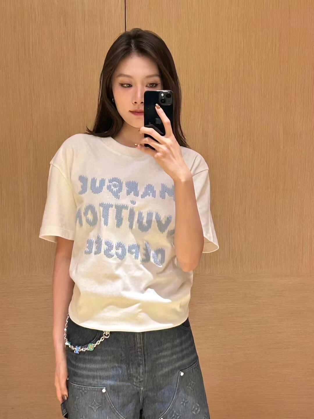 루이비통 맨즈 남여공용 자수 반팔티 2컬러