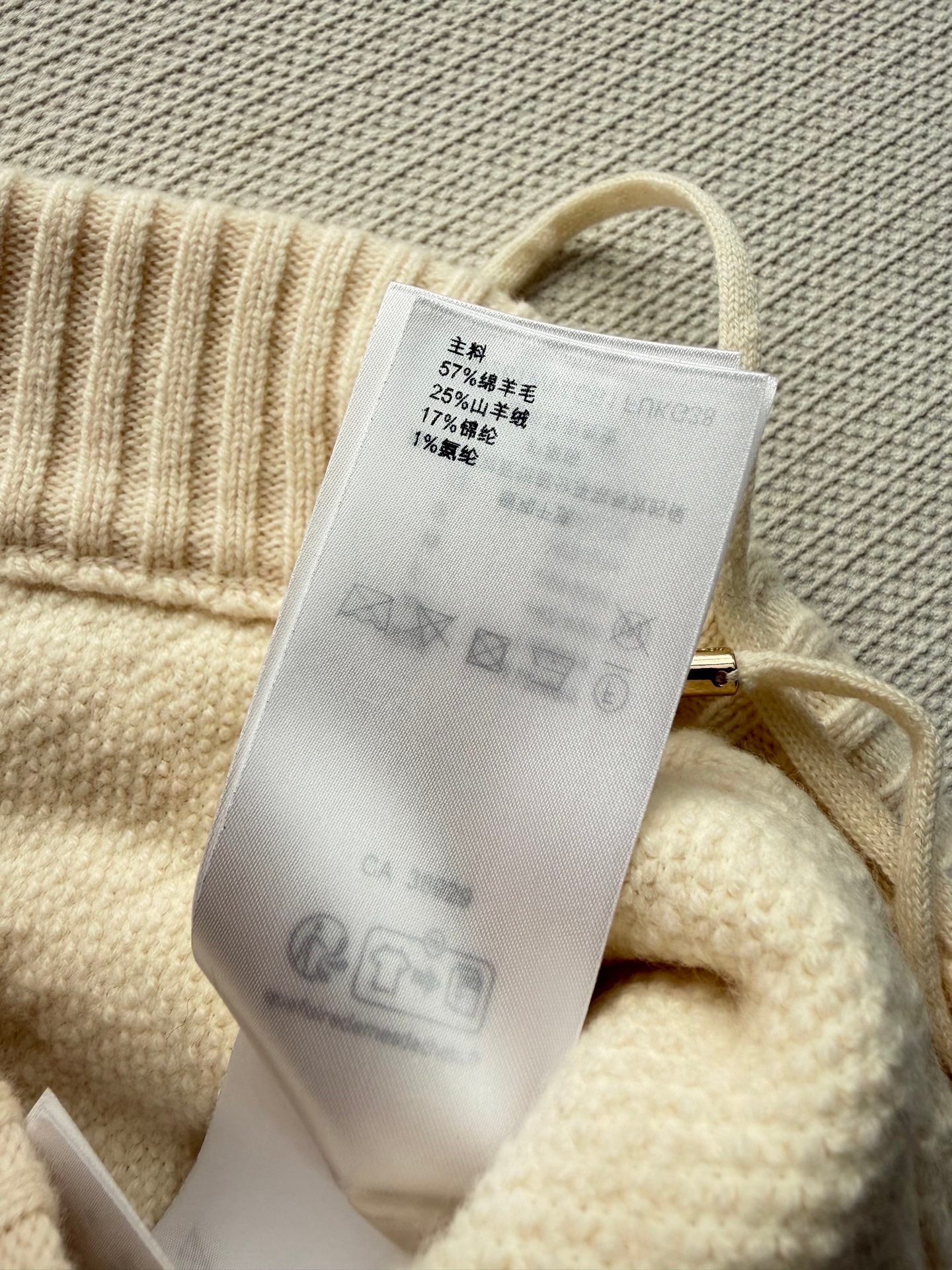 830e559272c75.jpg