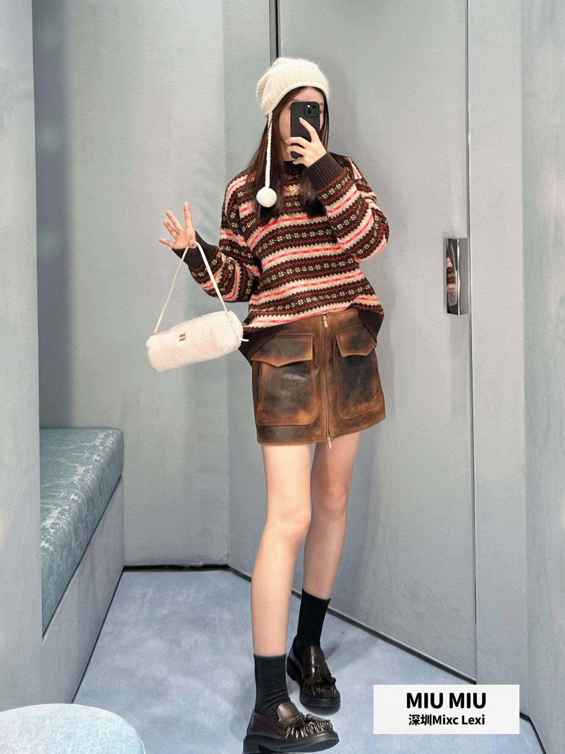 [고퀄]미우미우 빈티지 워싱 미니 스커트