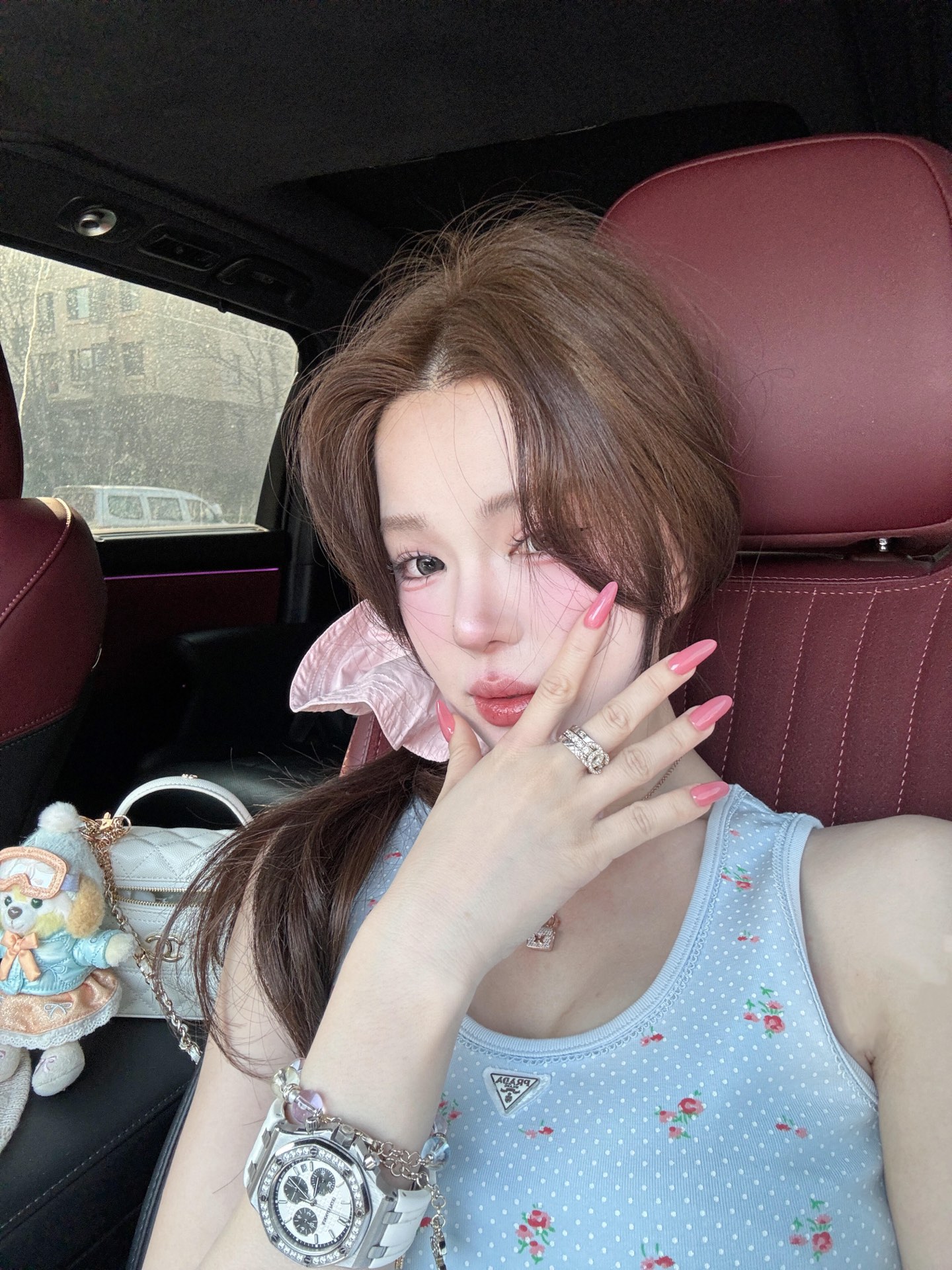 [고퀄]프라다 도트 플라워 나시