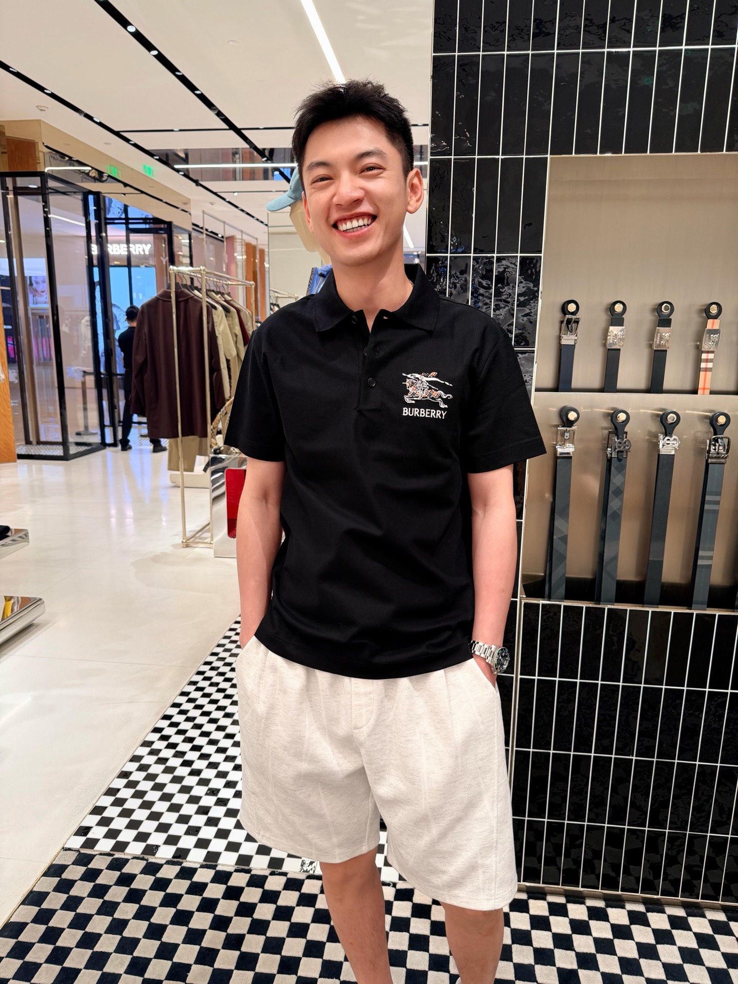 버버리 맨즈 피케이 반팔티
