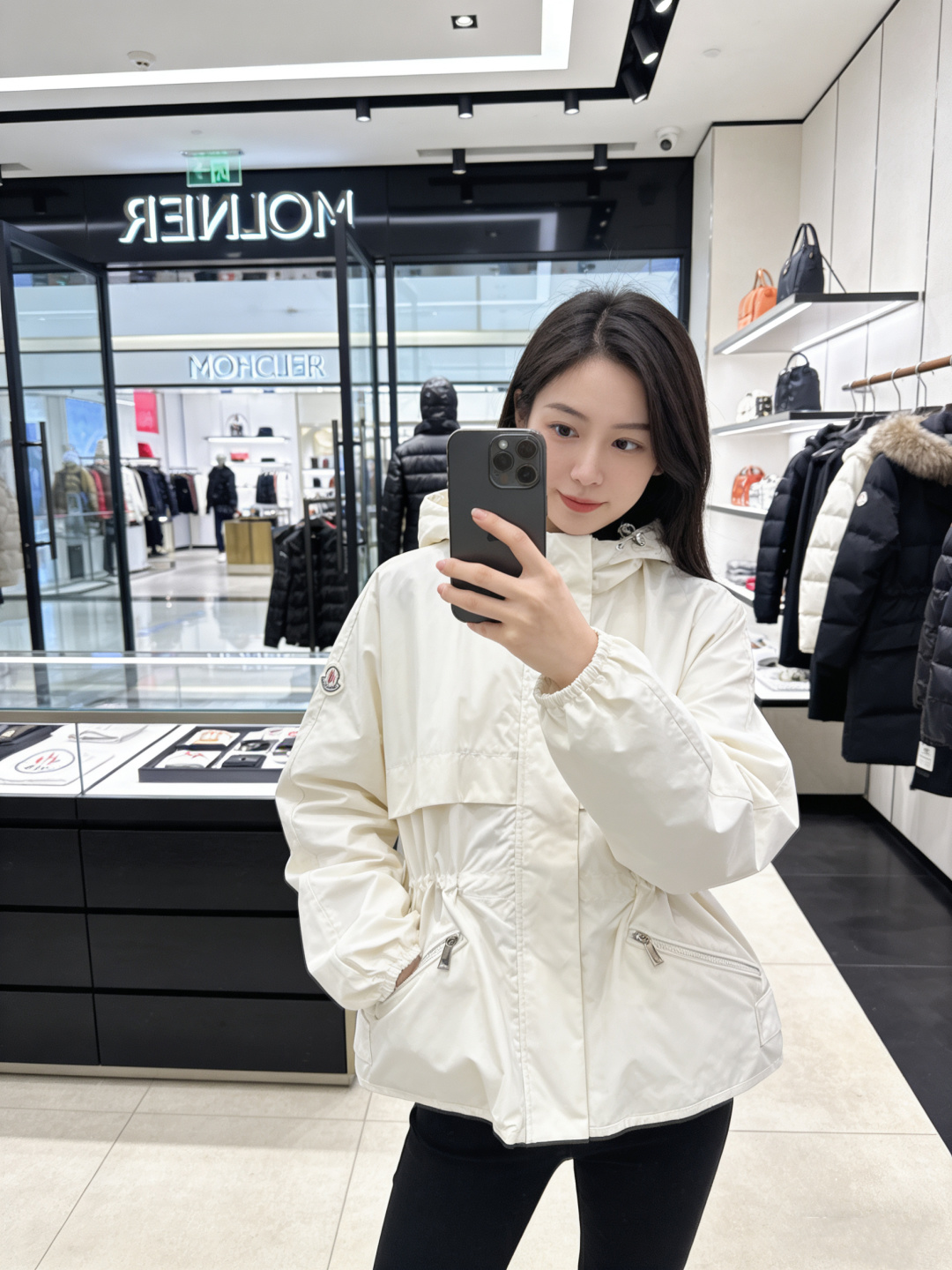 몽클레어 지퍼 바람막이 2컬러
