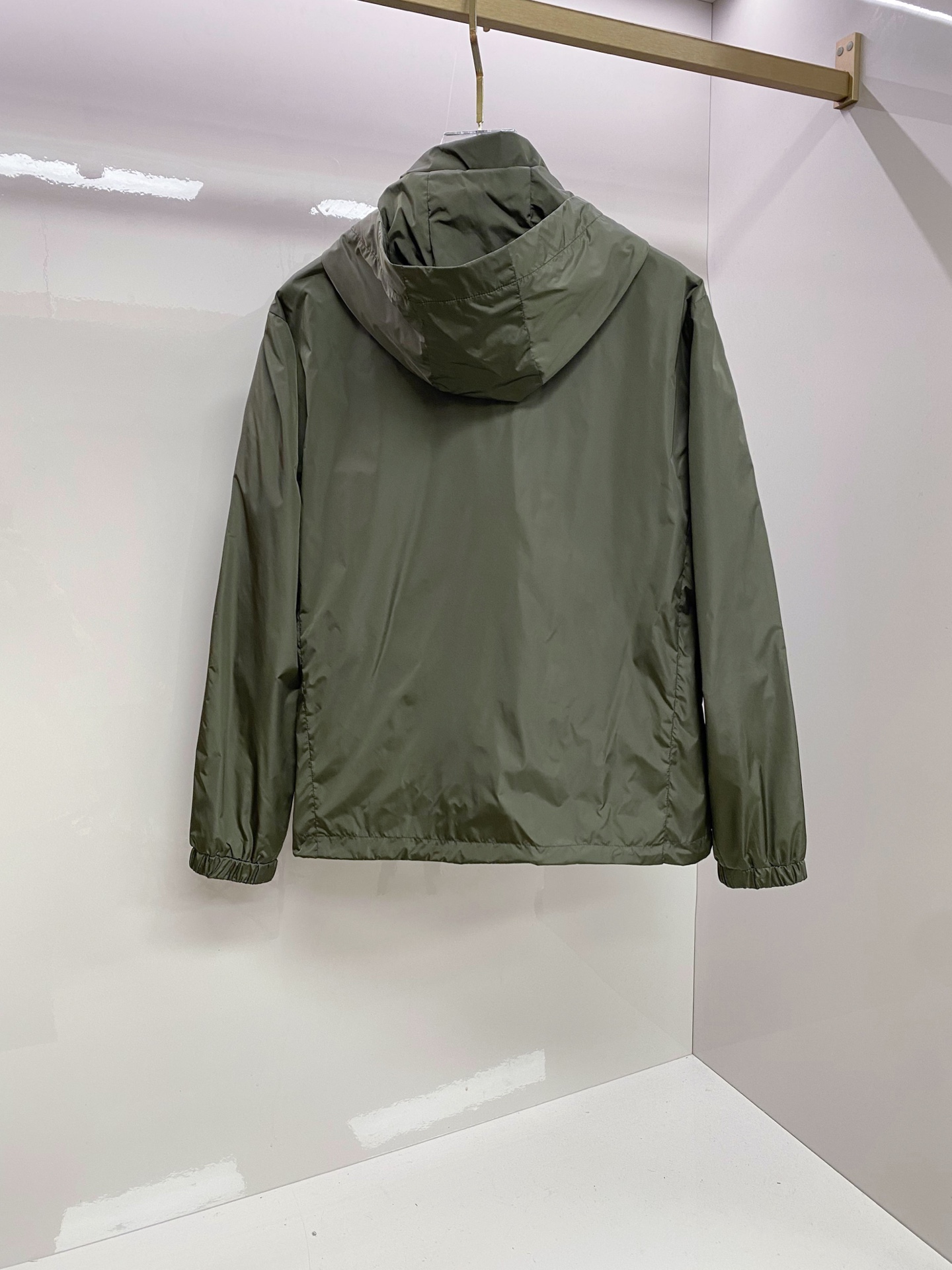 97f9a8c1a2b04.jpg