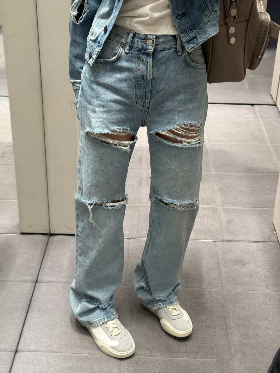 991a6c8925cf6.jpg