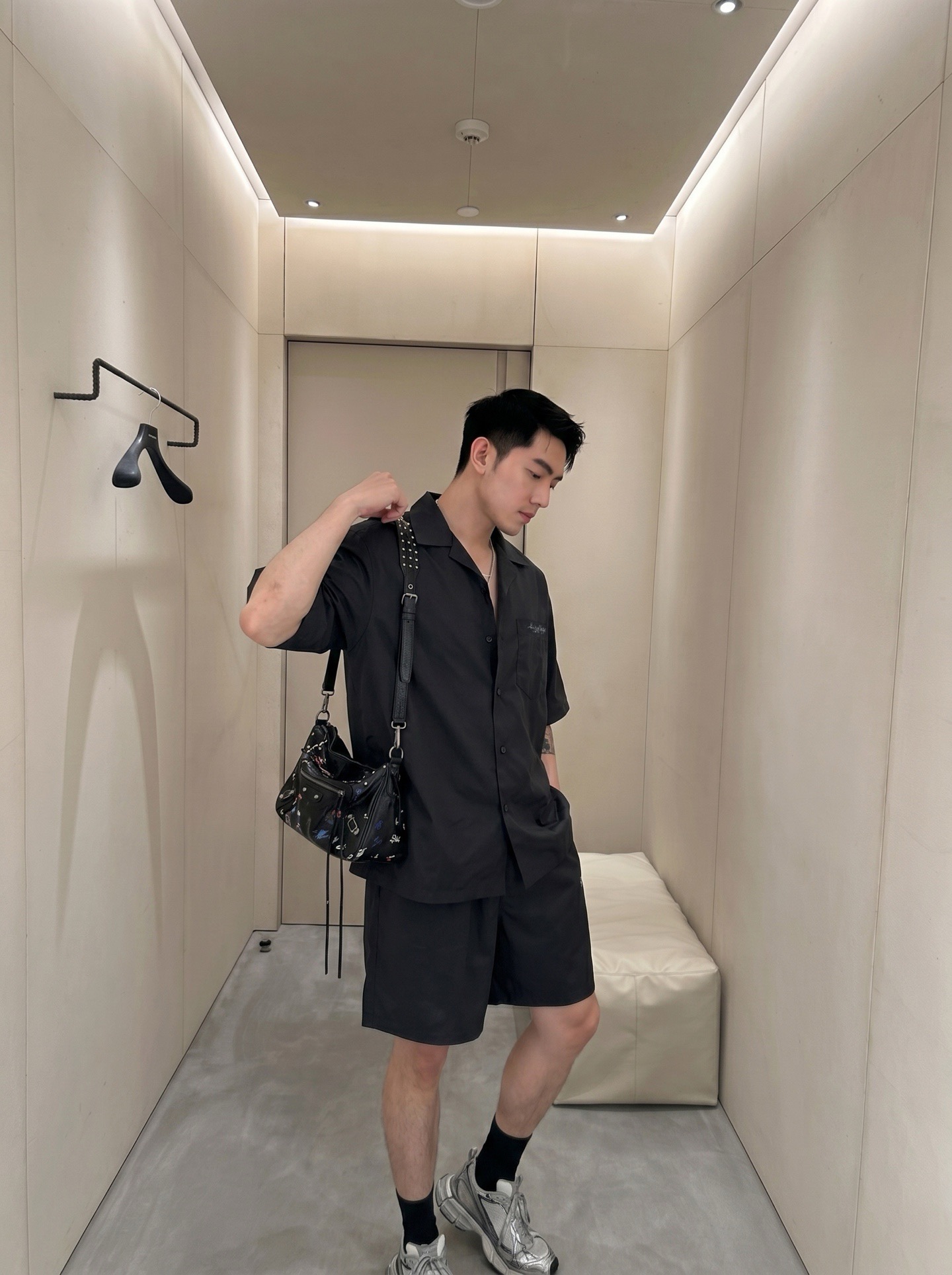 발렌시아가 맨즈 반팔 셔츠