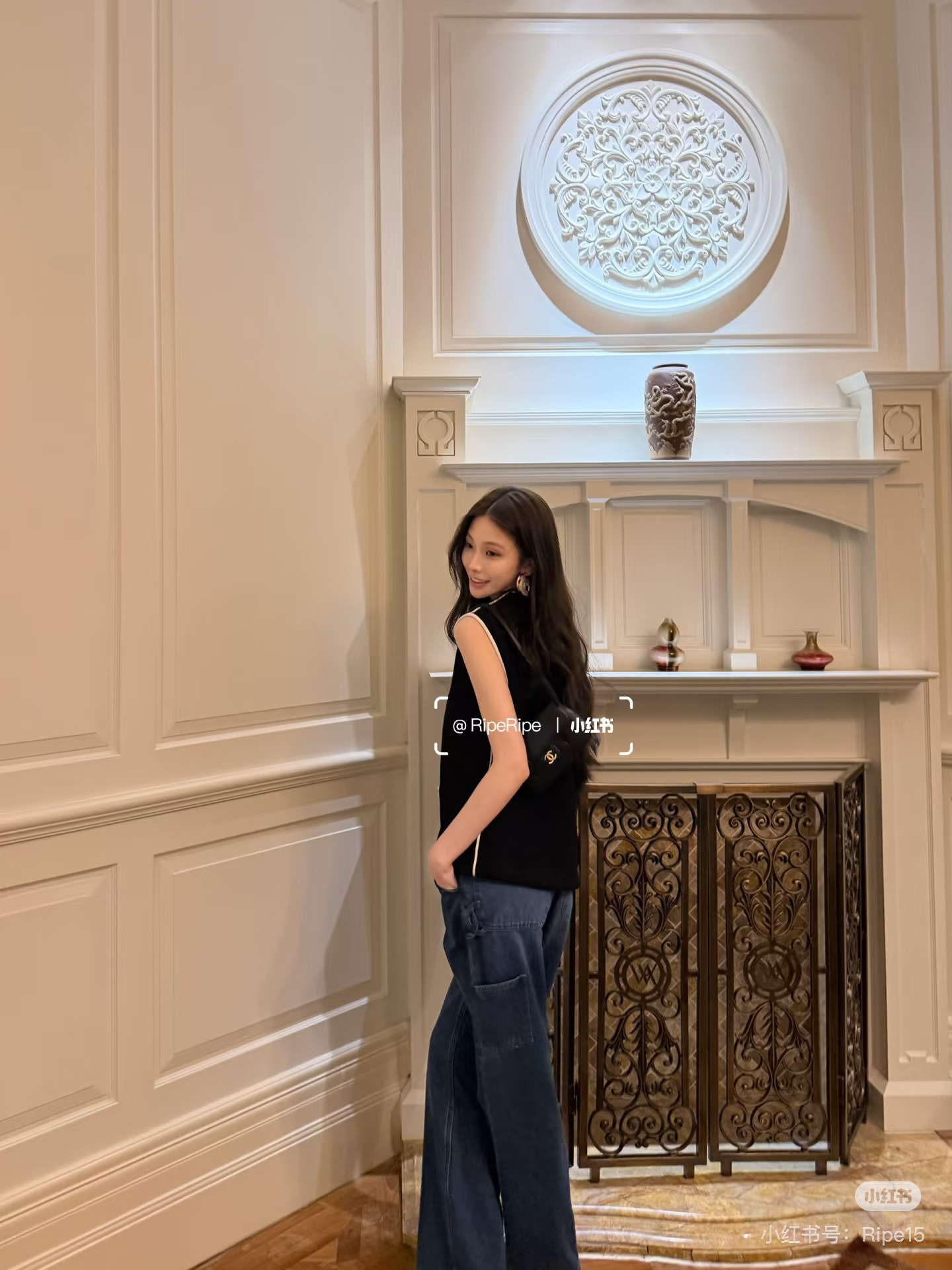 [고퀄] 샤넬 브이넥 니트 베스트