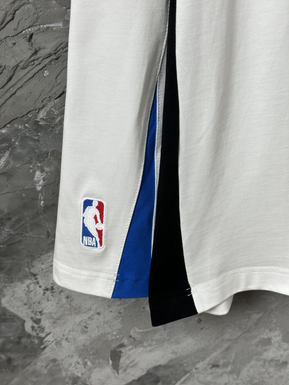 발렌시아가 맨즈 남여공용 NBA 긴팔티 3컬러