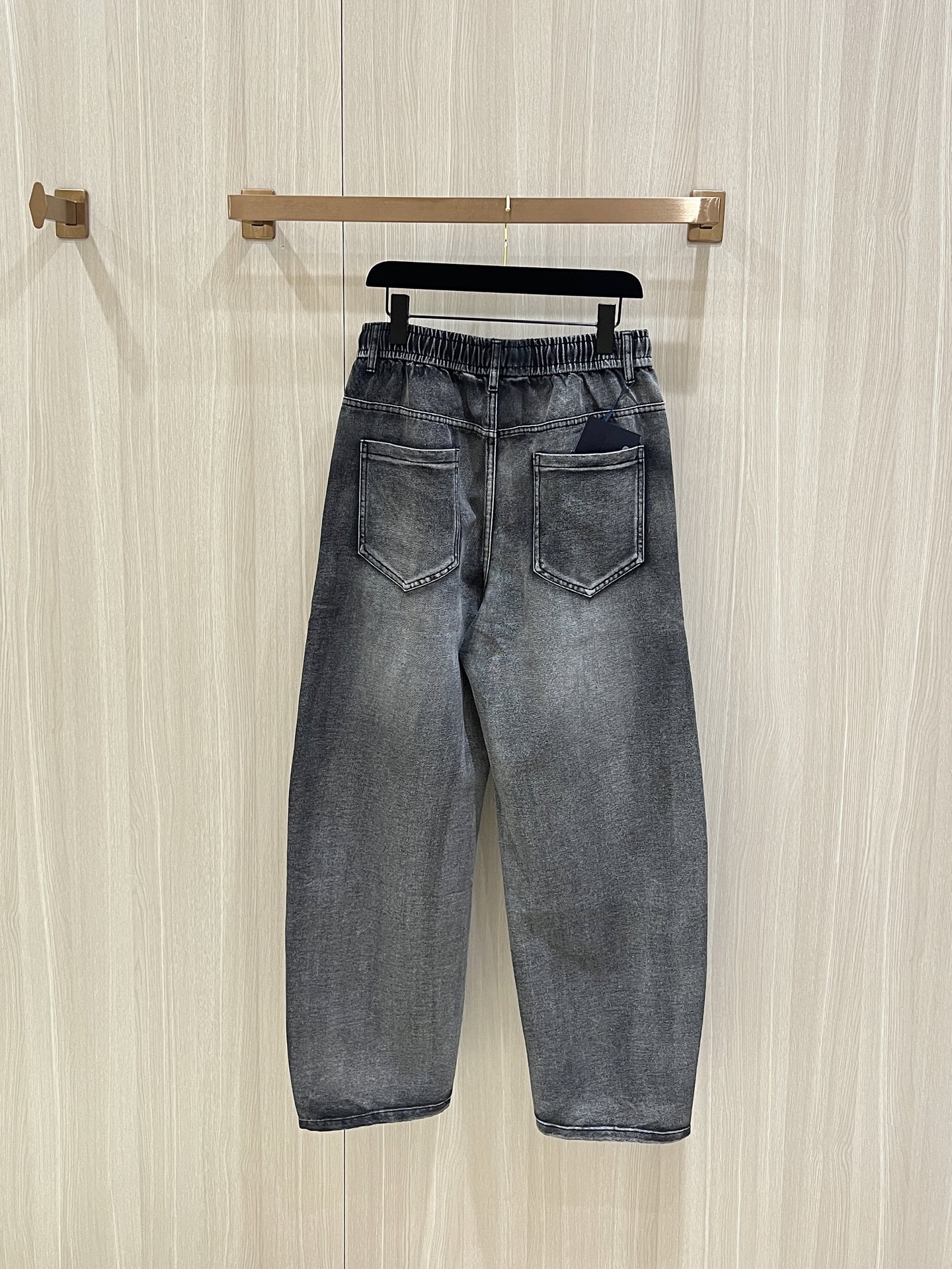 a5f72ee629d04.jpg