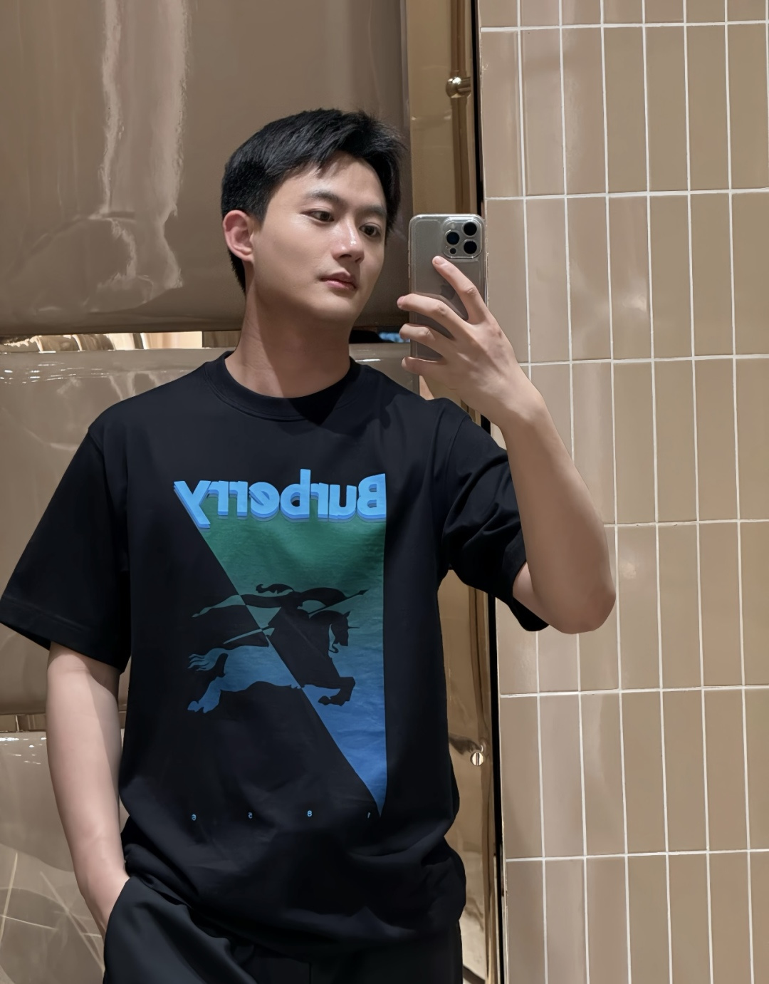 버버리 맨즈 프린팅 반팔티 2컬러