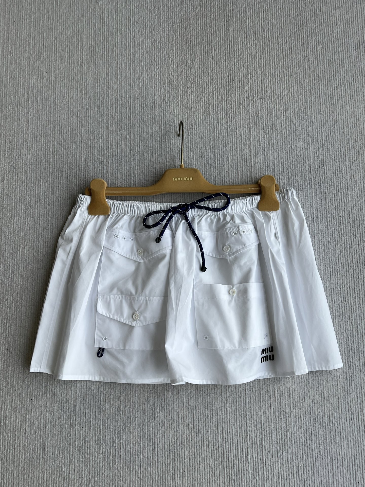afc31f8bb377a.jpg