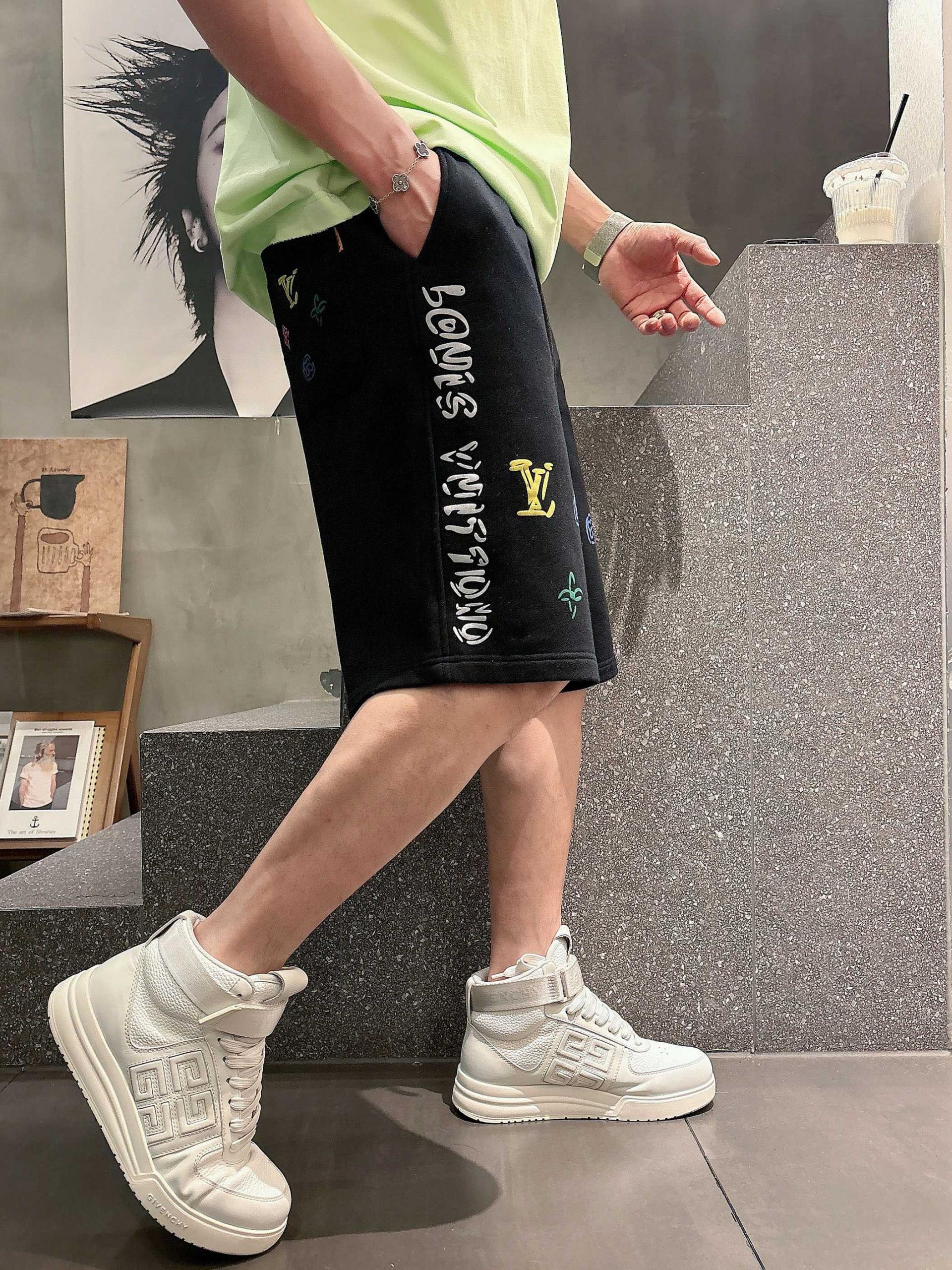 루이비통 맨즈 로고 밴딩 숏팬츠 3컬러