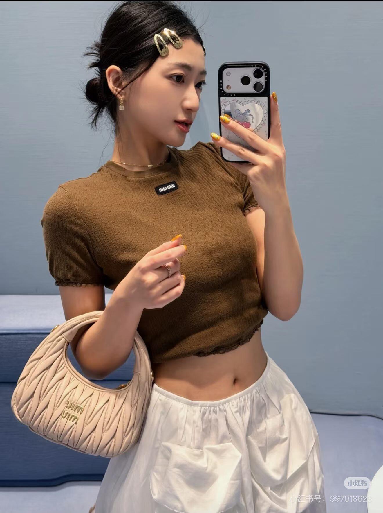 [고퀄]미우미우 반팔티 3컬러