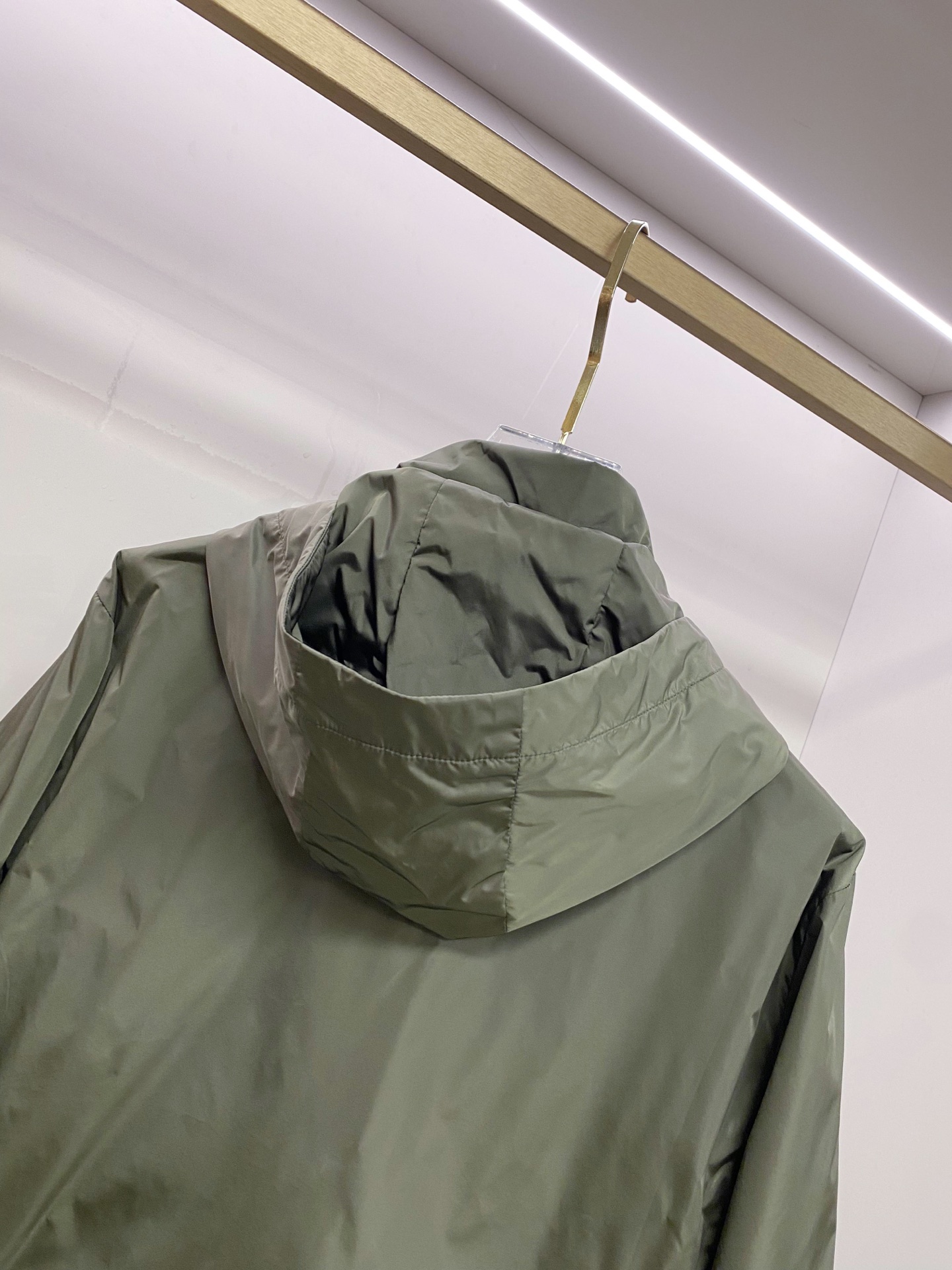 b548c904ac8a7.jpg