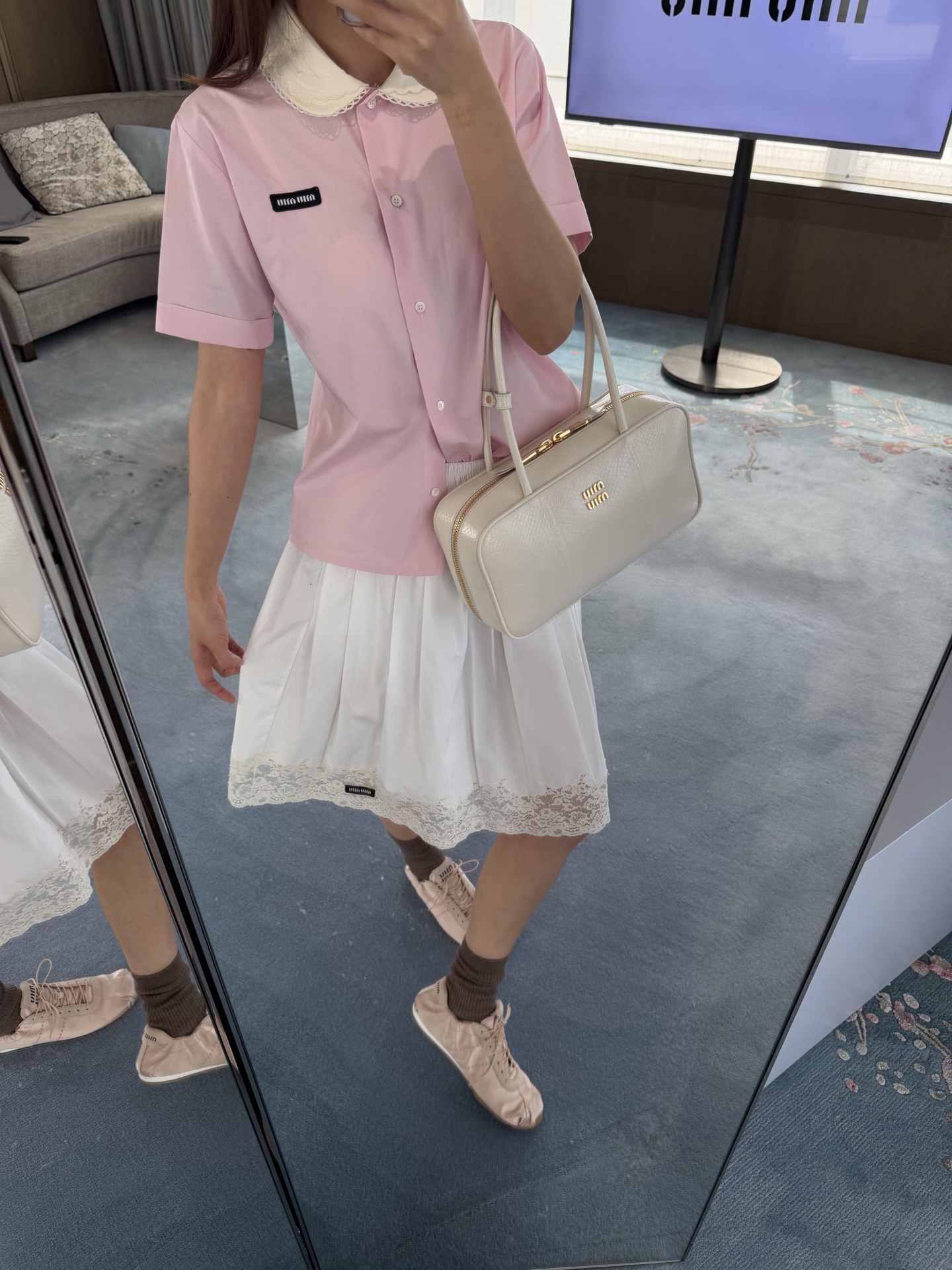 [고퀄]미우미우 레이스 카라 반팔 셔츠 블라우스