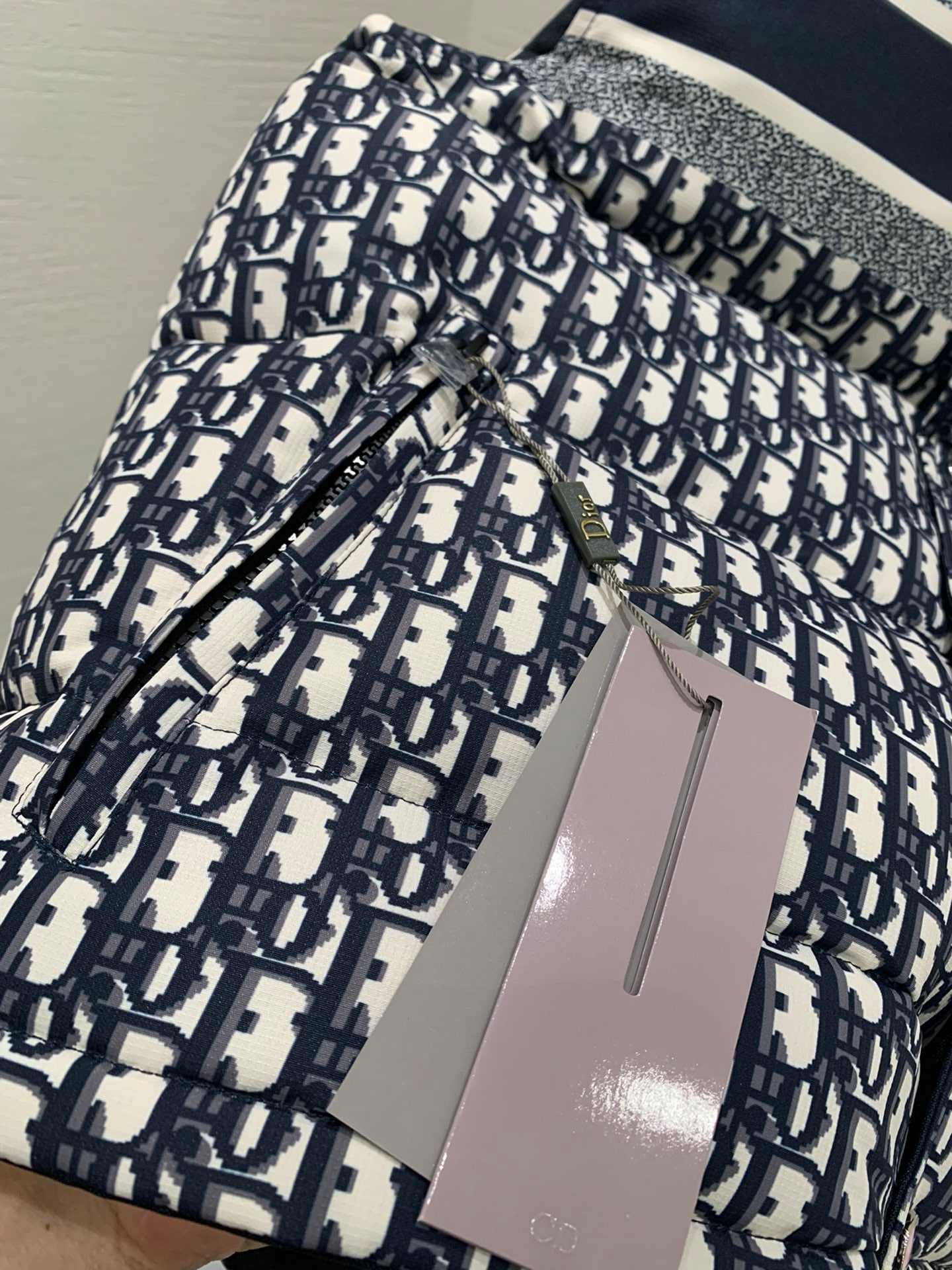 b992076c875f8.jpg