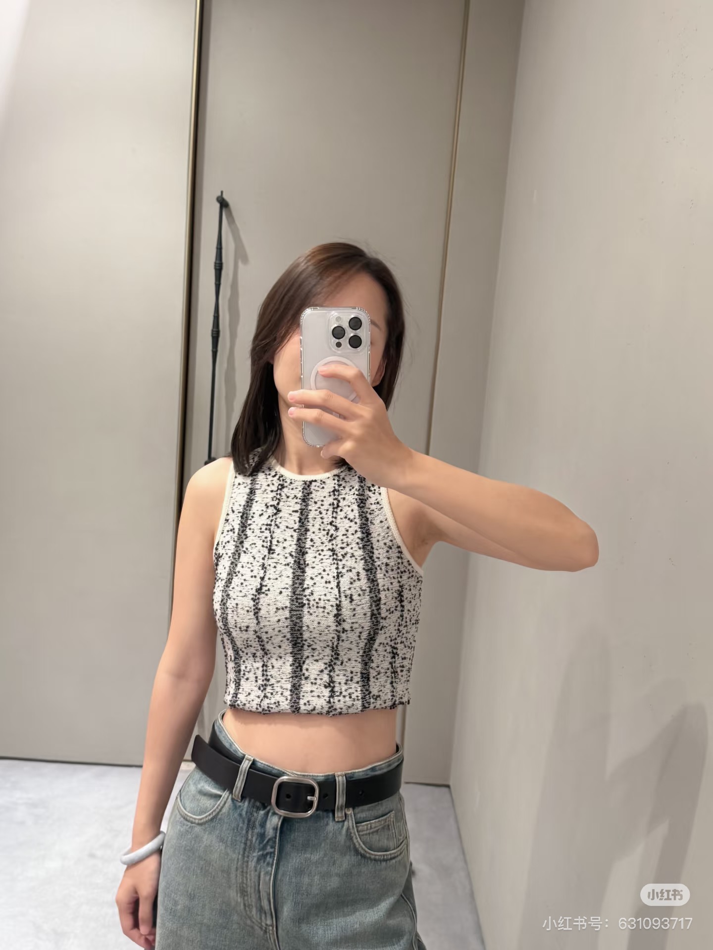 bb535f92344f5.jpg