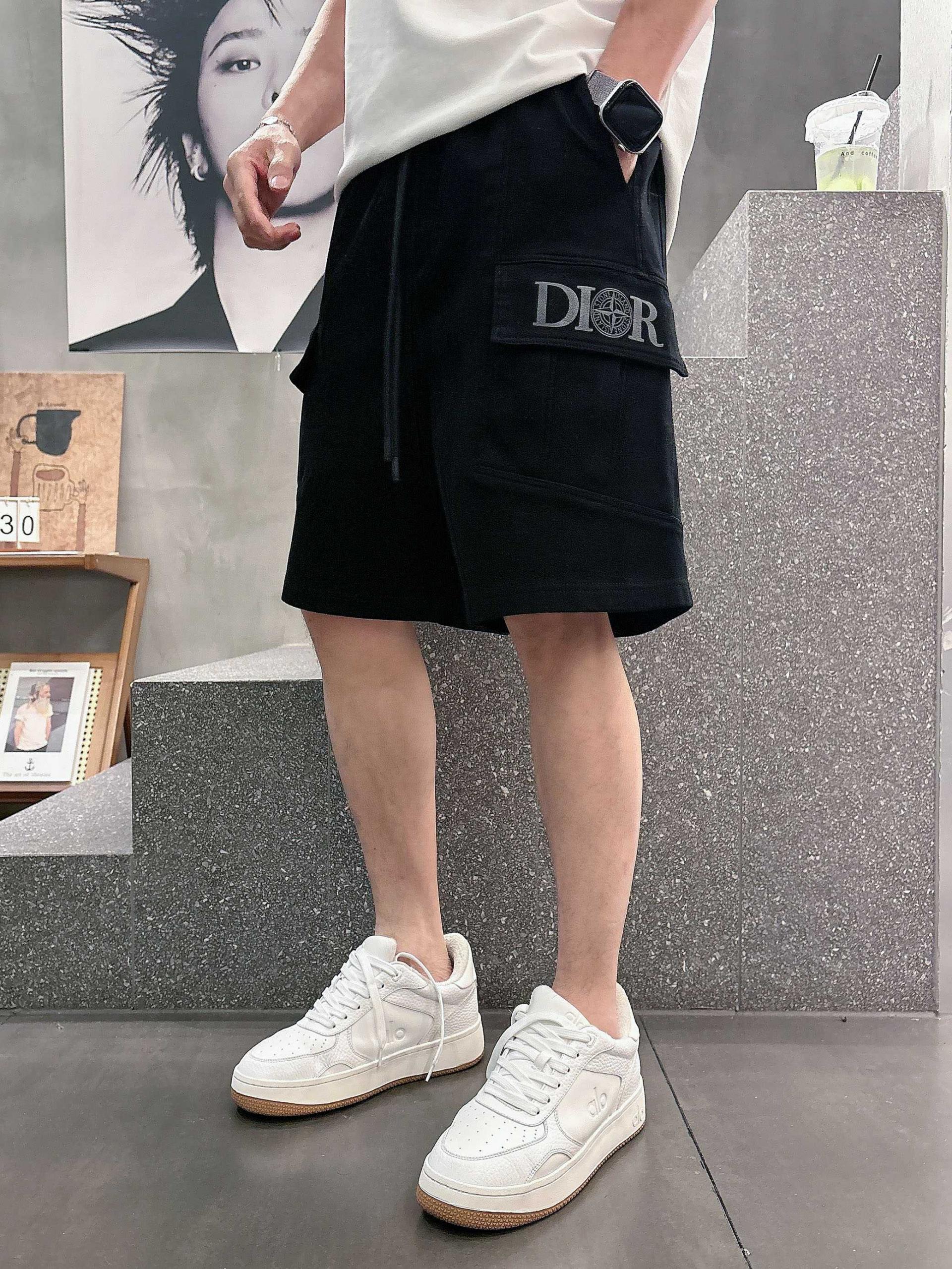 디올 맨즈 로고 밴딩 숏팬츠 2컬러