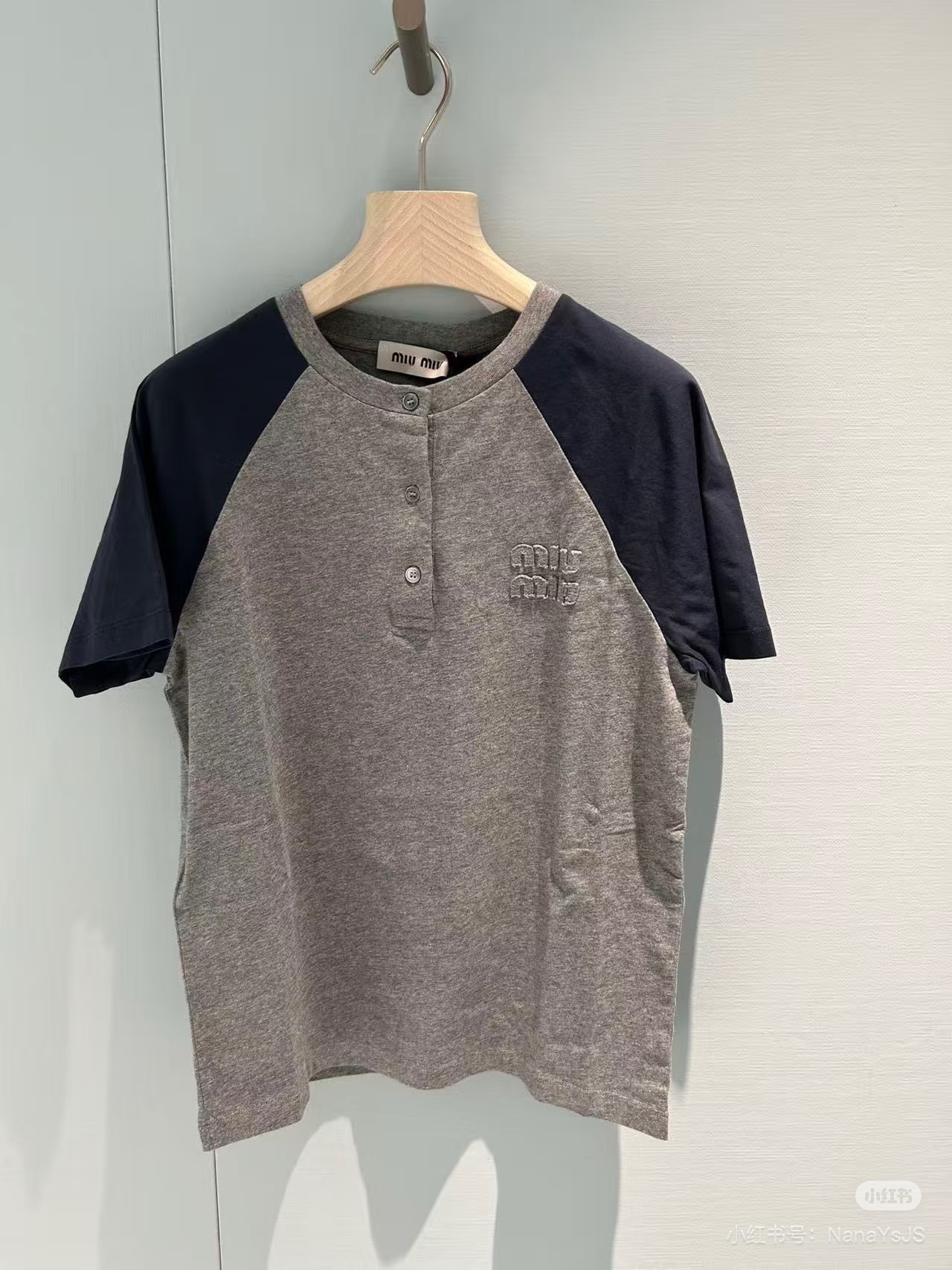 c22649f864579.jpg