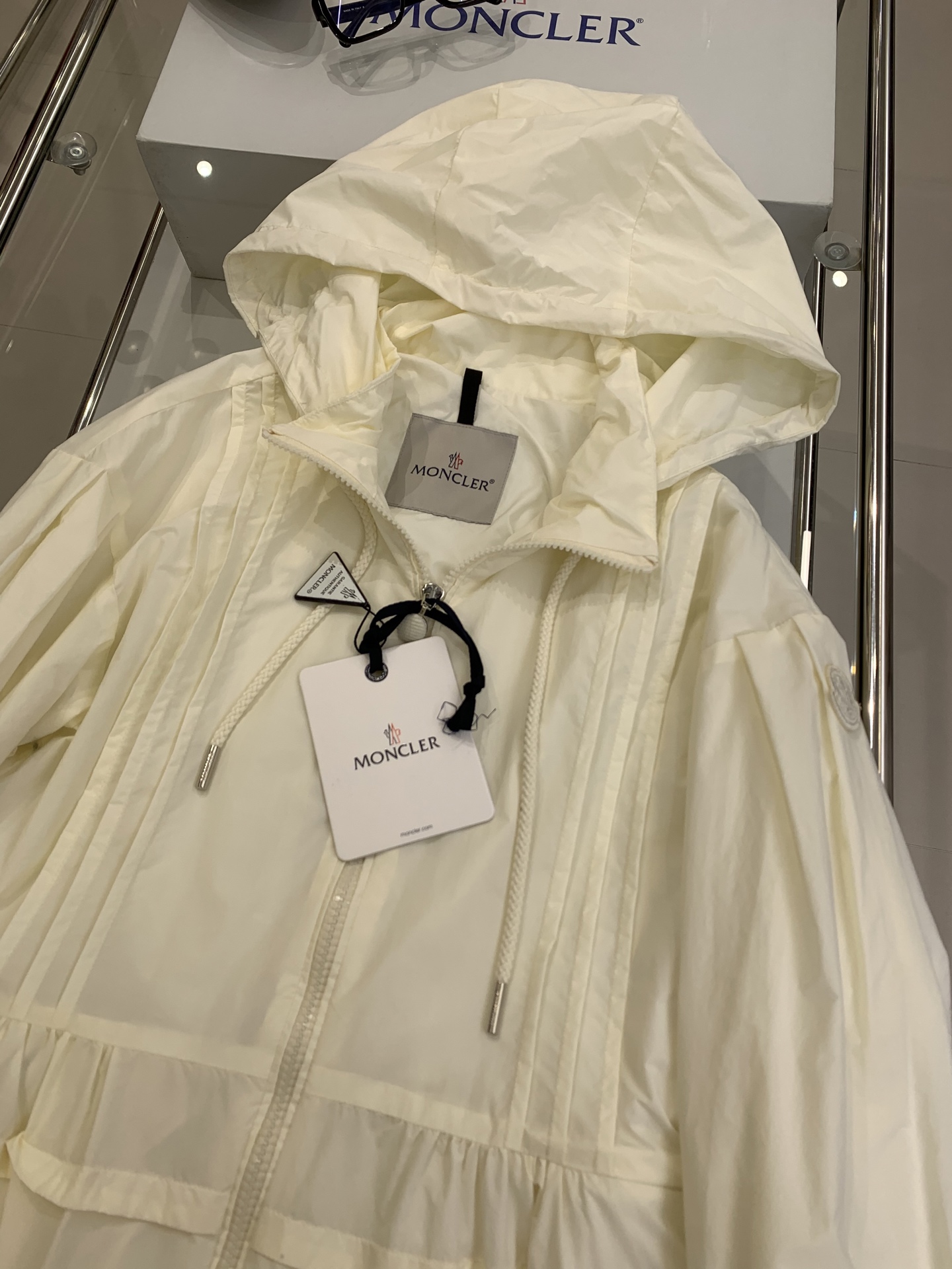 c2b2e32790373.jpg