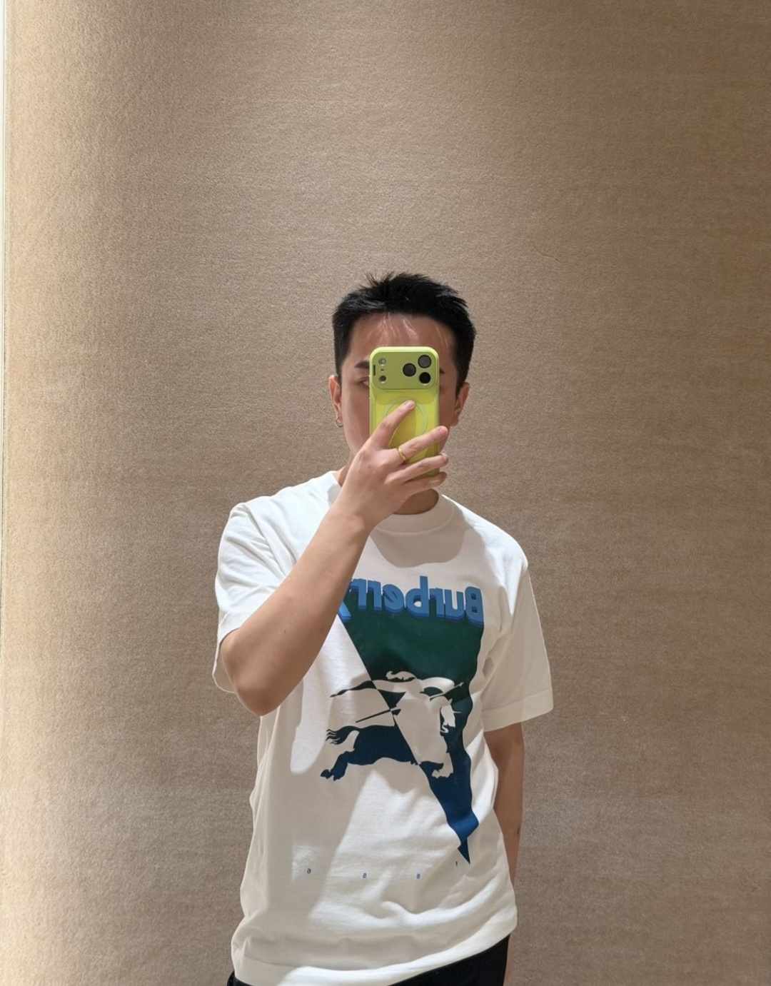 버버리 맨즈 프린팅 반팔티 2컬러
