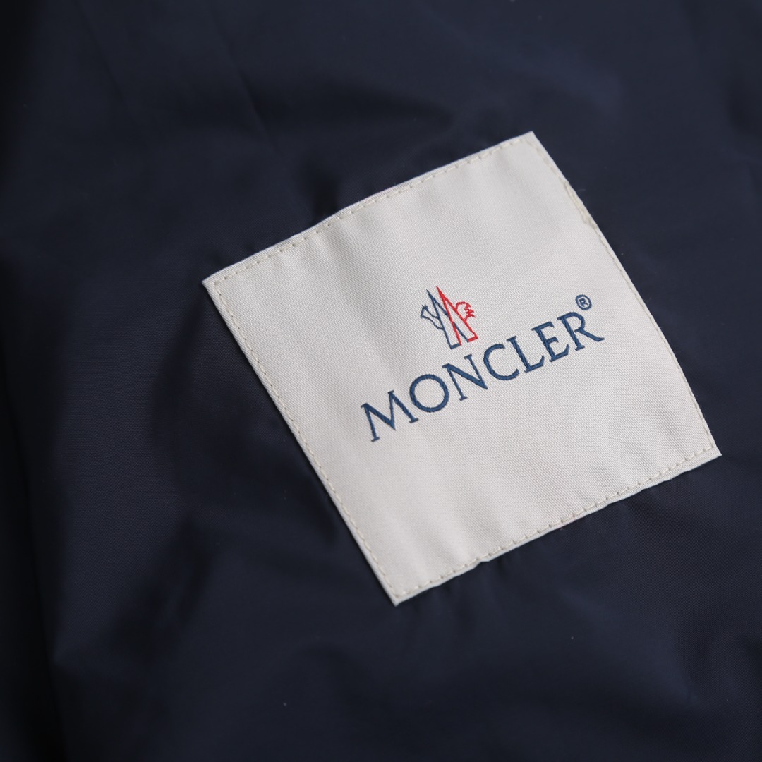 몽클레어 맨즈 후드 자켓
