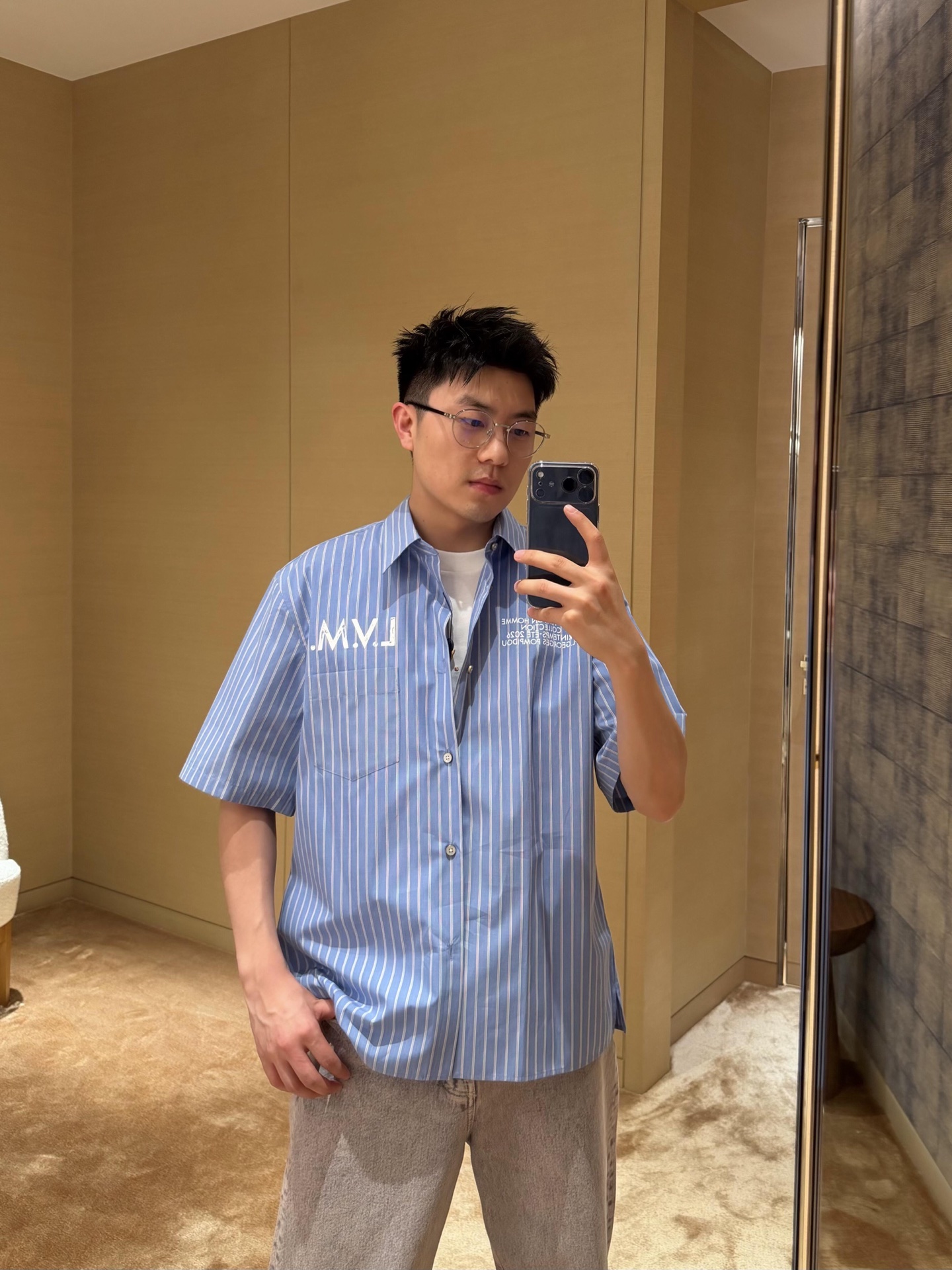 루이비통 맨즈 세로 스트라이프 셔츠