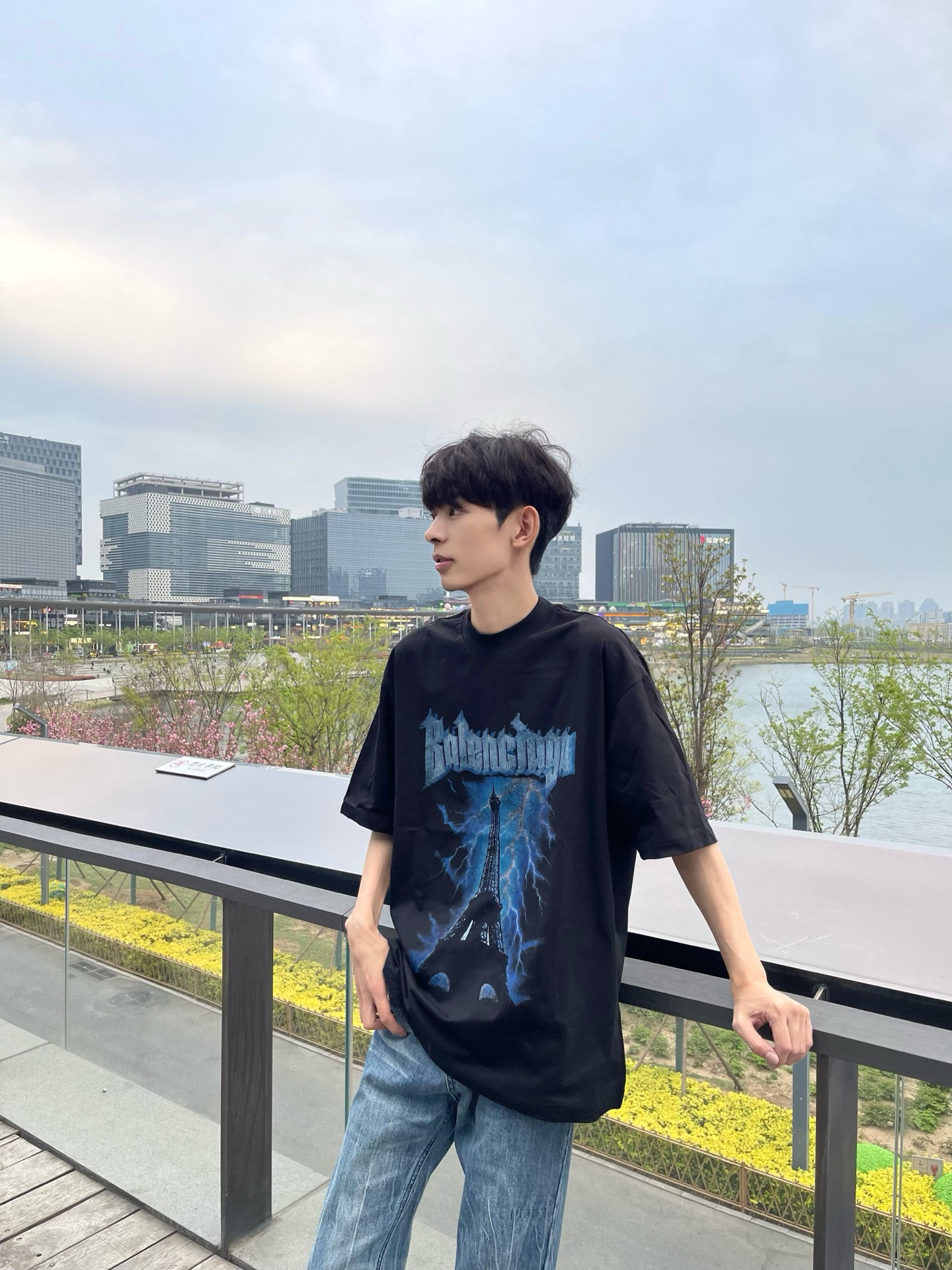 발렌시아가 맨즈 남여공용 프린팅 반팔티
