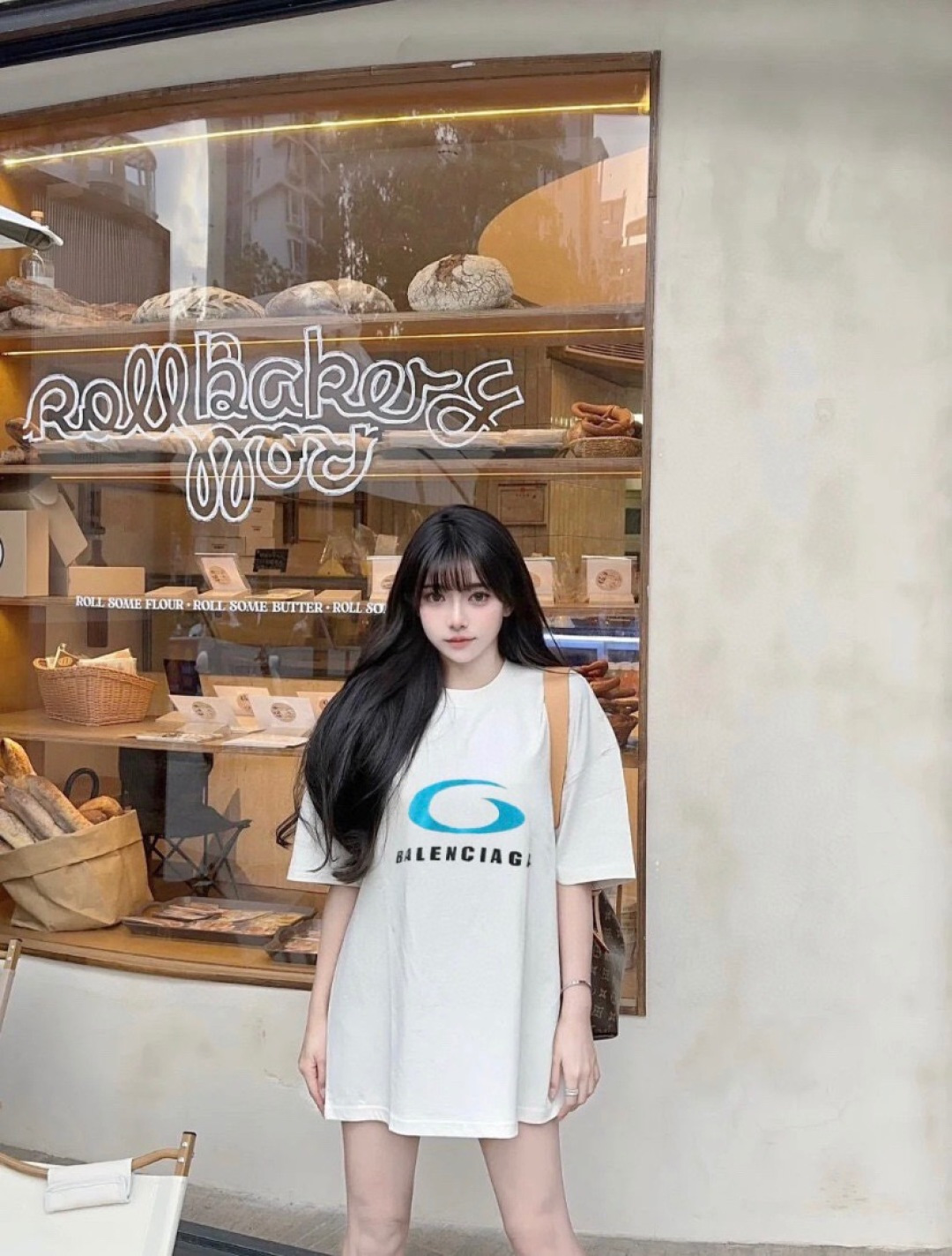 발렌시아가 맨즈 남여공용 로고 반팔티 2컬러