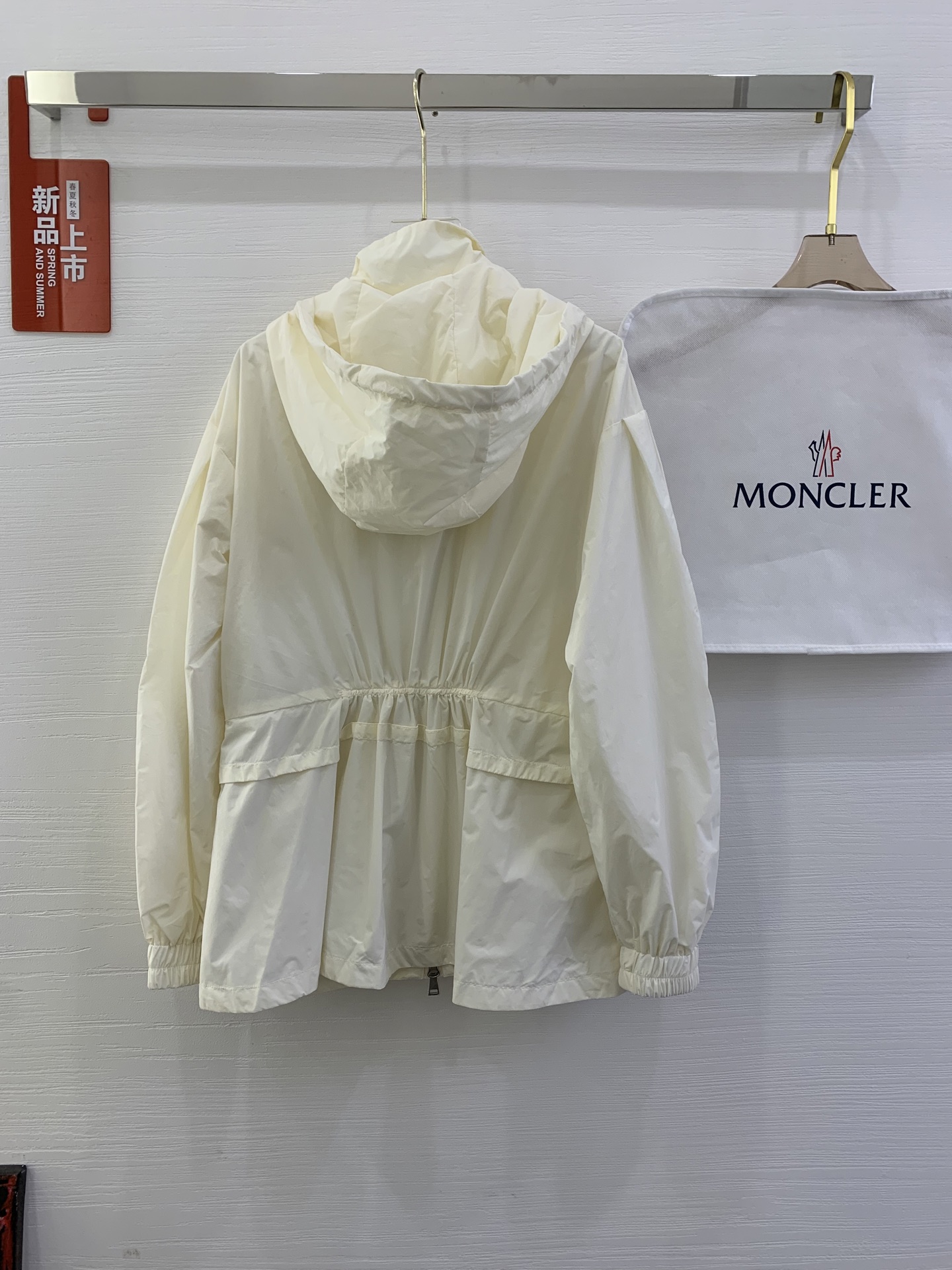 몽클레어 바브레 후드 미디 바람막이 2컬러