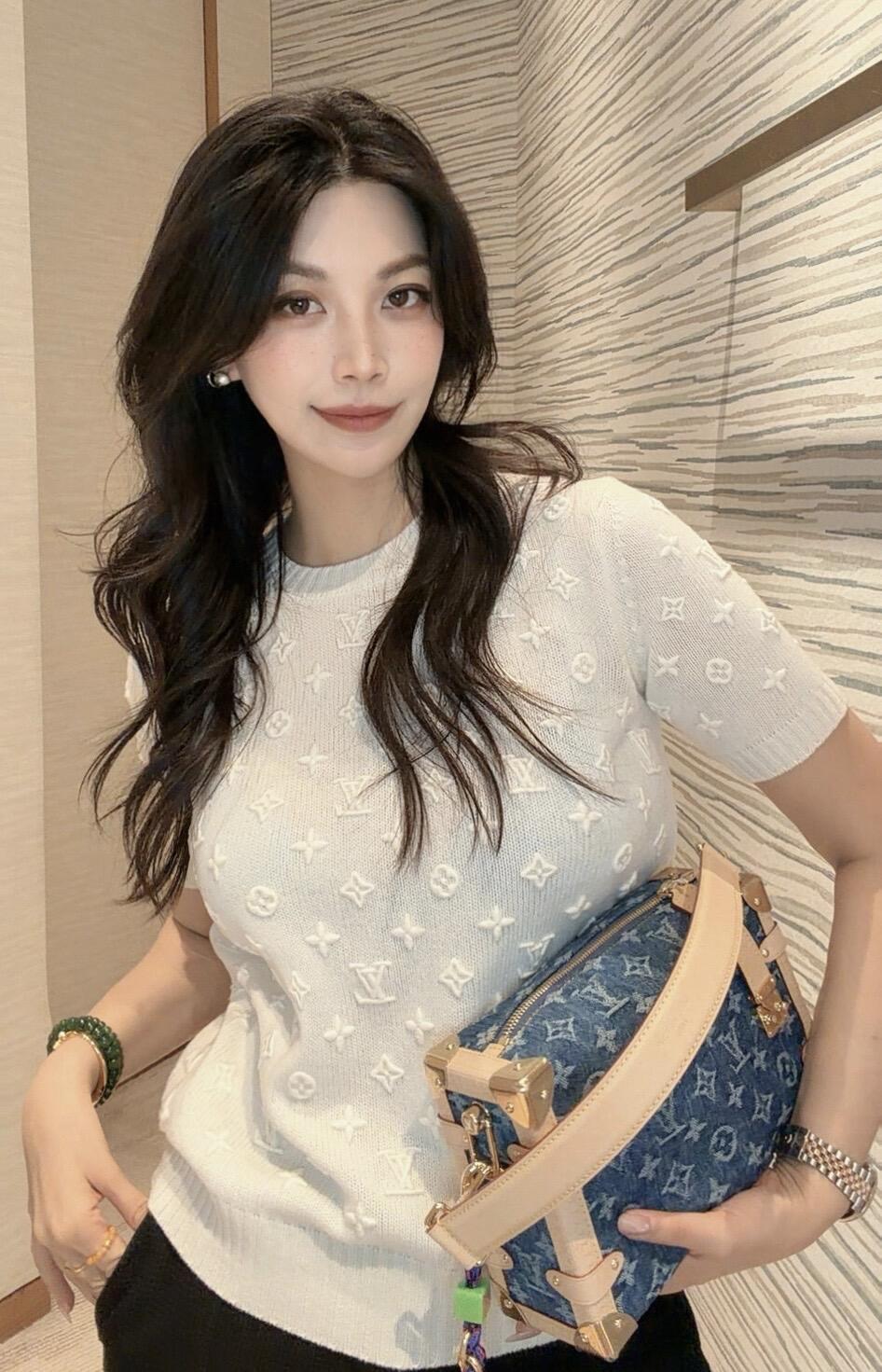 [고퀄]루이비통 반팔 니트