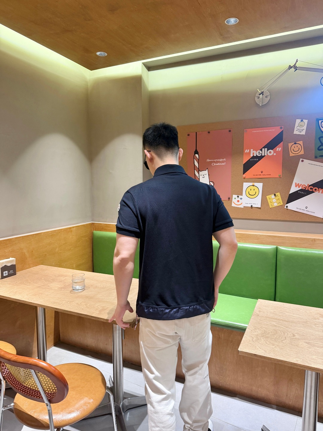 몽클레어 맨즈 하프 집업 반팔티
