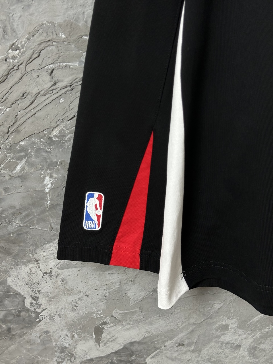 발렌시아가 맨즈 남여공용 NBA 긴팔티 3컬러