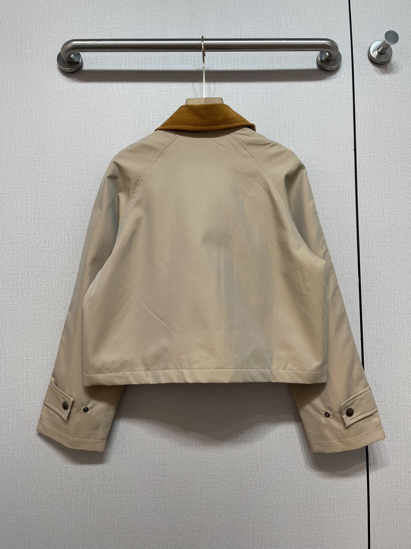 e57c76f8d6482.jpg