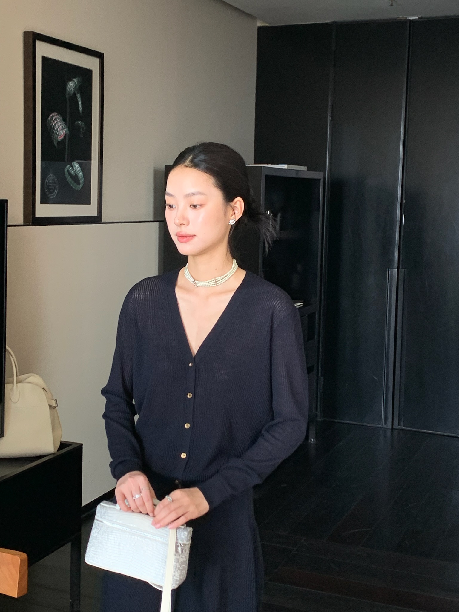 [고퀄]로로피아나 브이넥 긴팔 가디건