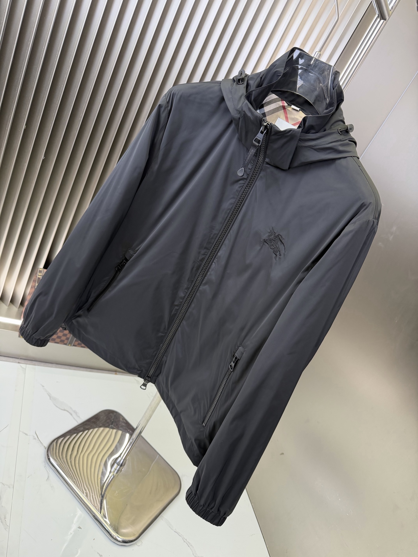 eb7ba130d3ac6.jpg
