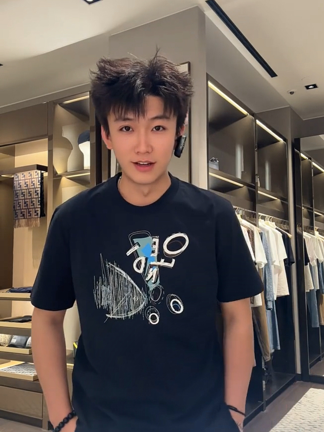 펜디 맨즈 프린팅 반팔티