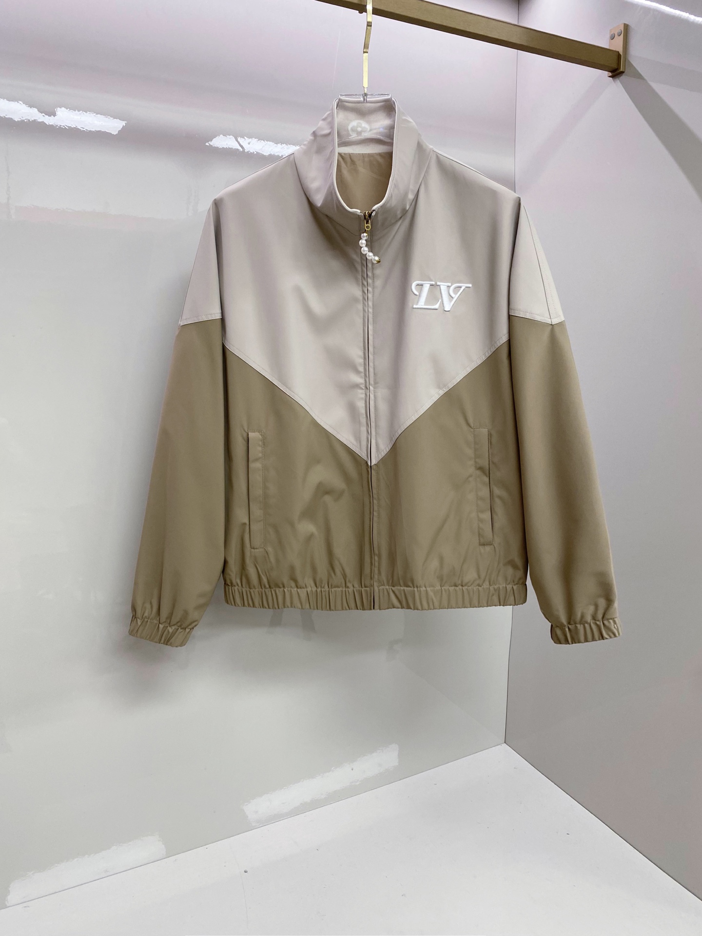 f1446d64e9056.jpg