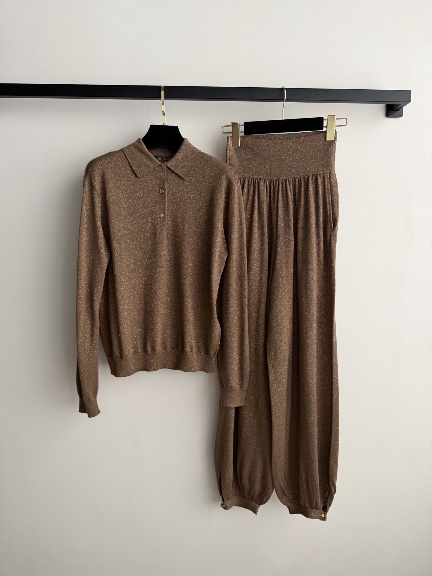 f2117873e95fe.jpg