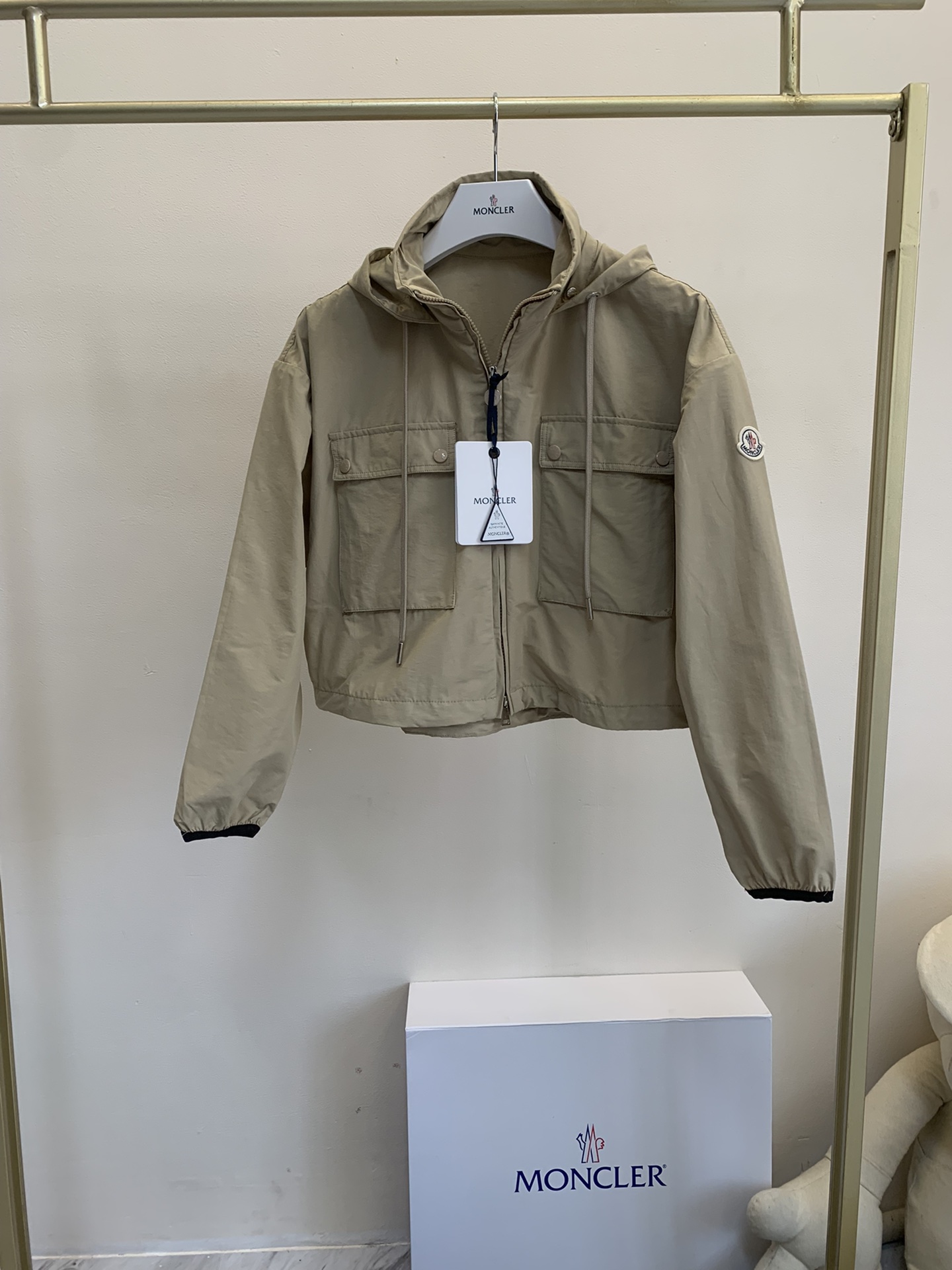 f2226073e7330.jpg