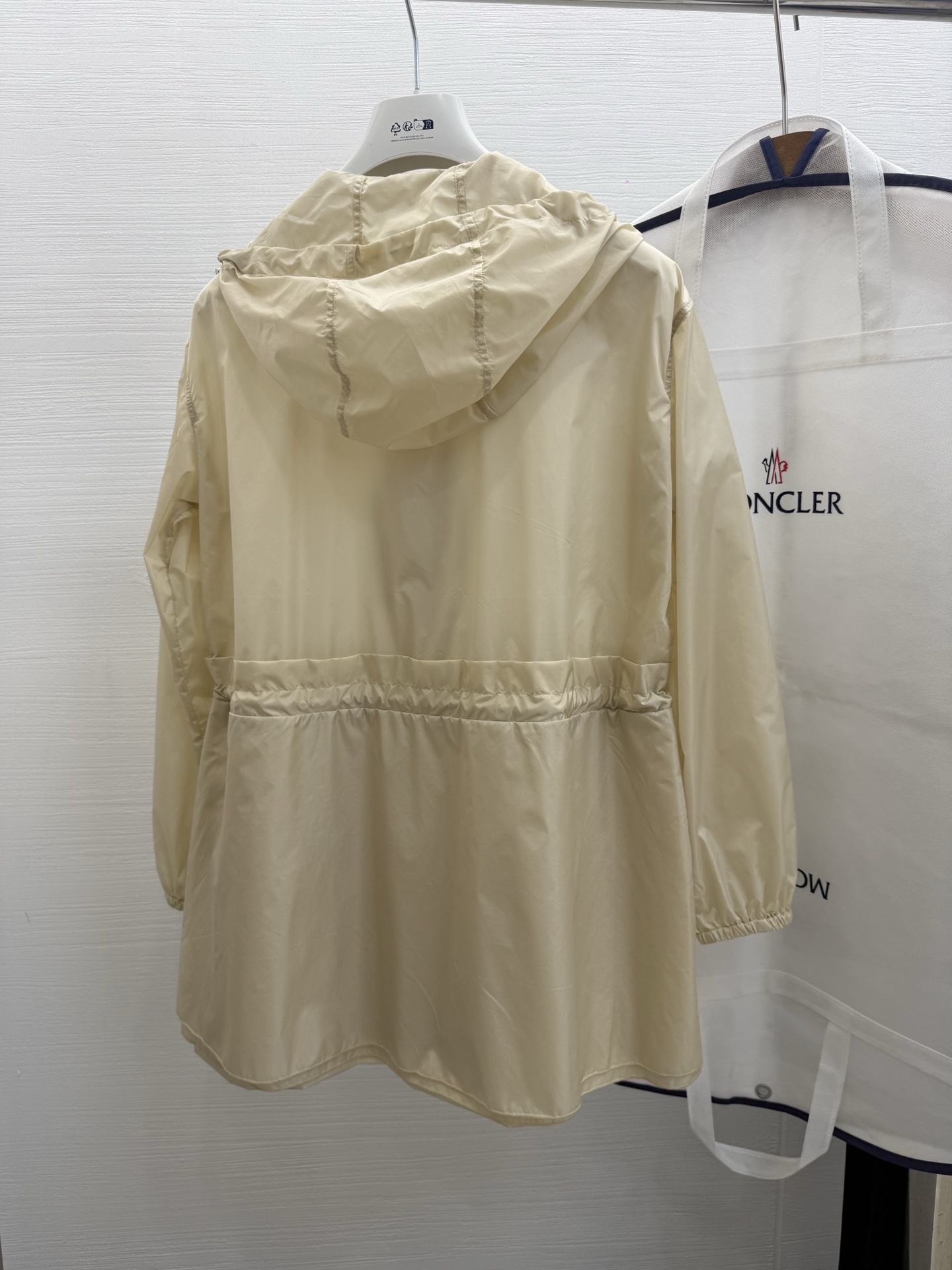 몽클레어 루시드 레인 바람막이 3컬러