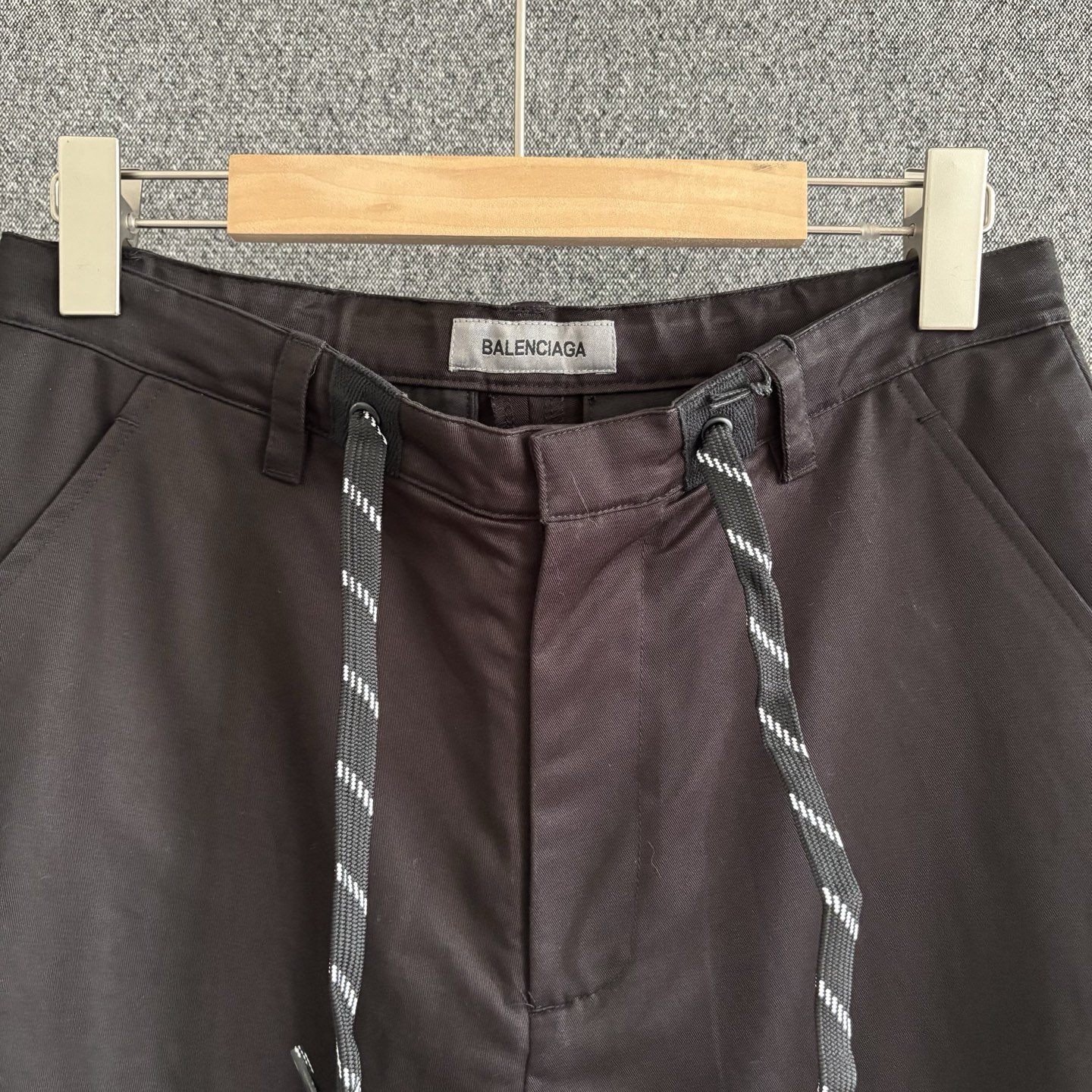 발렌시아가 맨즈 밴딩 팬츠
