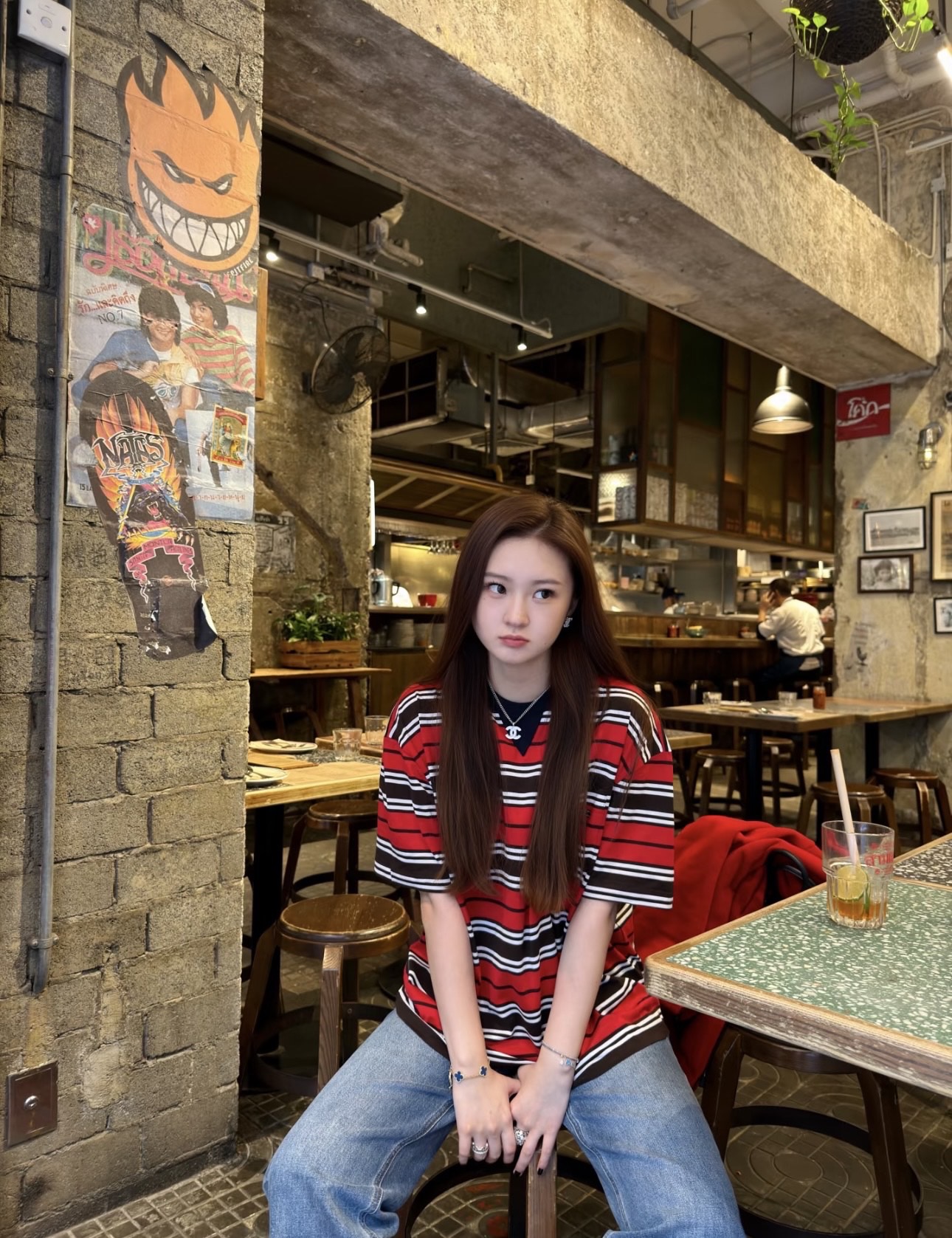 프라다 맨즈 남여공용 스트라이프 반팔티