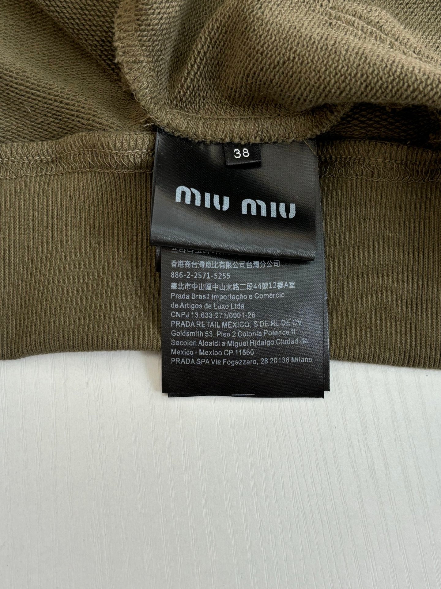 f9045650a304f.jpg