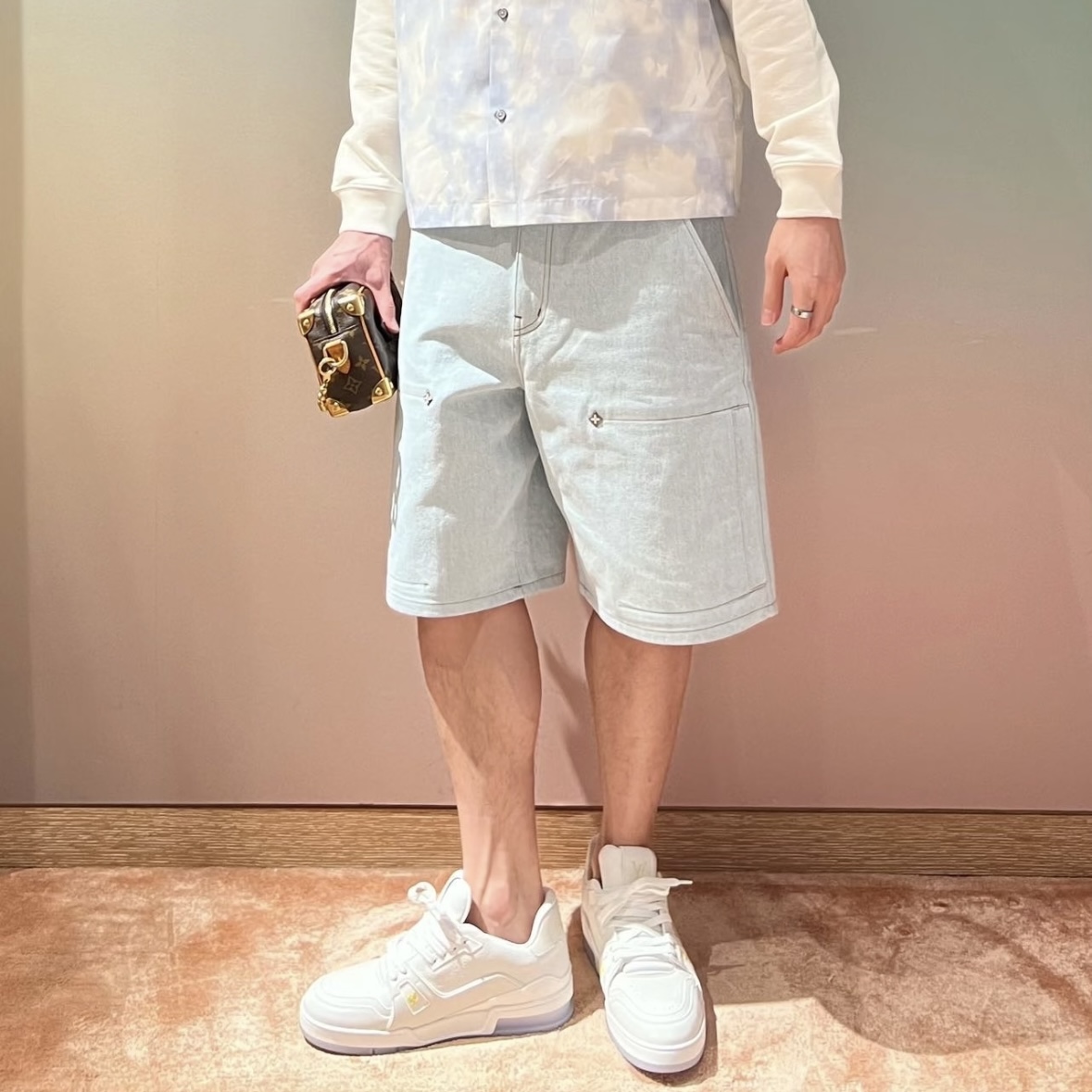 루이비통 맨즈 카고 데님 숏팬츠