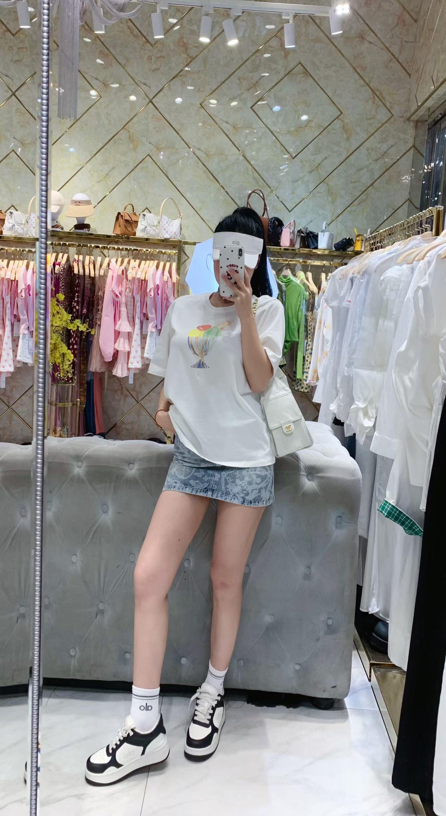 펜디 맨즈 남여공용 반팔티