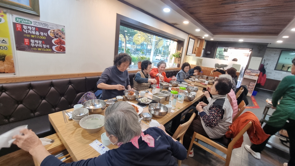 a725ed865acb1.jpg