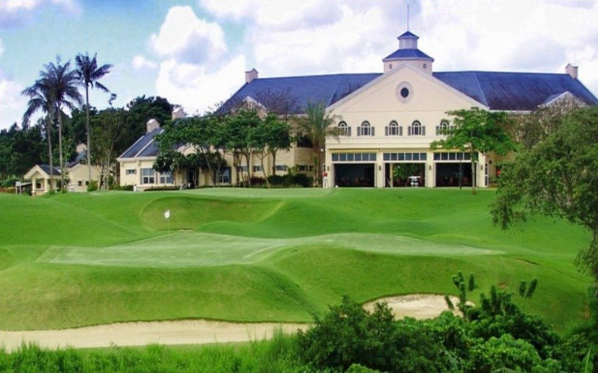 세계적인 거장이 설계한 마닐라 명문 골프 코스와 웅장한 클럽하우스