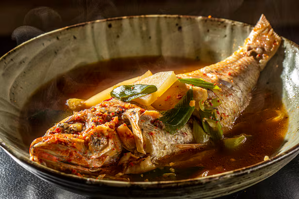 신경균의 아버지 신정희 선생이 좋아했다는 눈볼대로 끓인 매운탕./이신영 영상미디어 기자