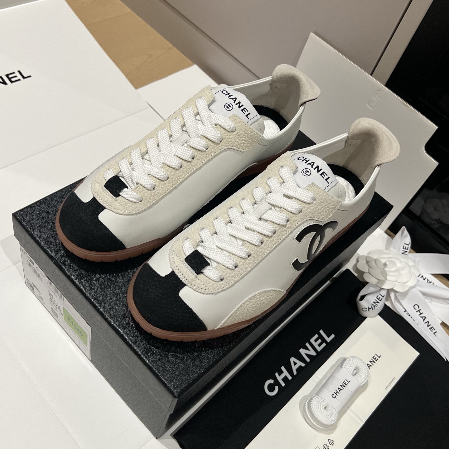 샤넬 cc 로고 스니커즈